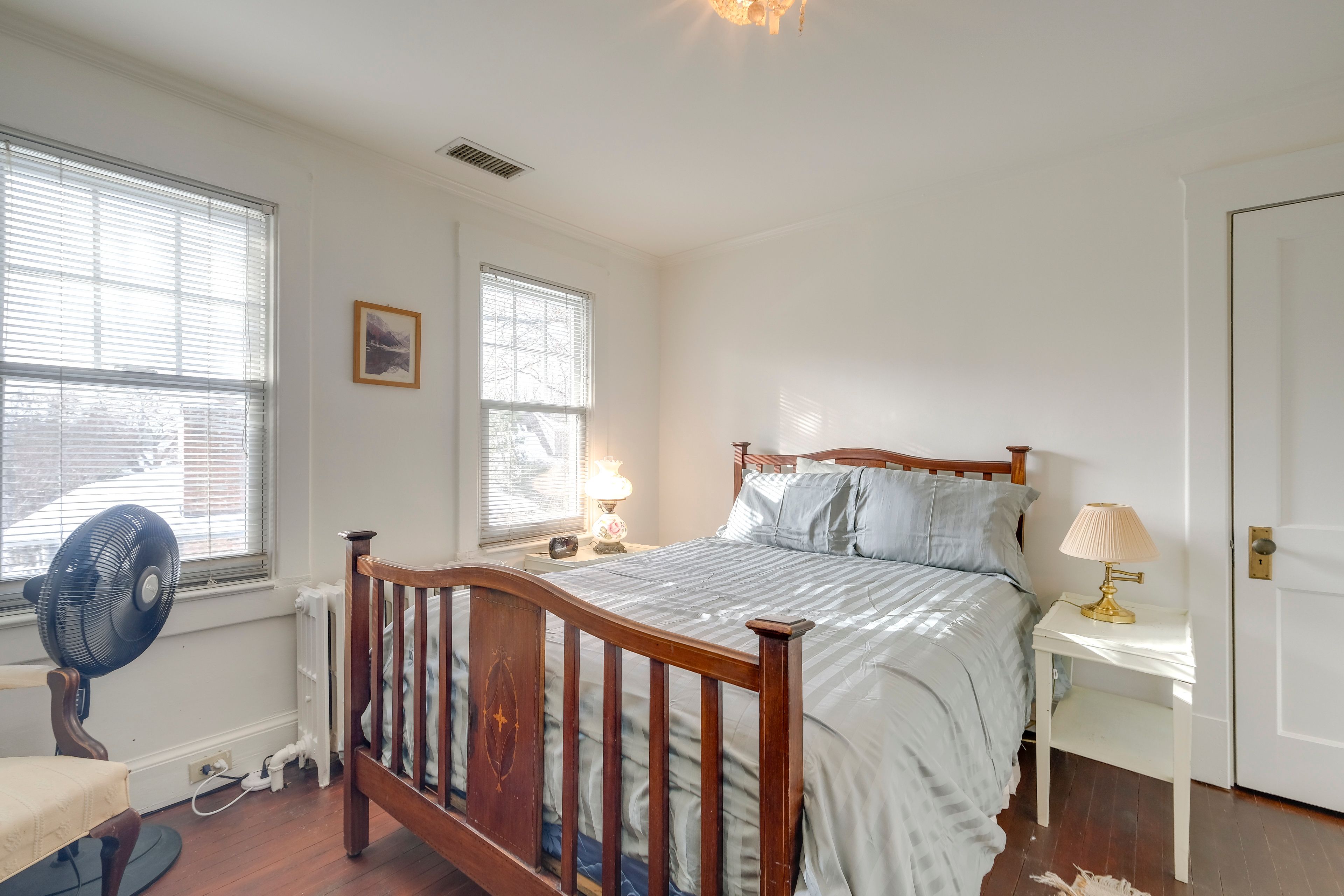 Bedroom 1 | Full Bed | Linens Provided | 2nd Floor