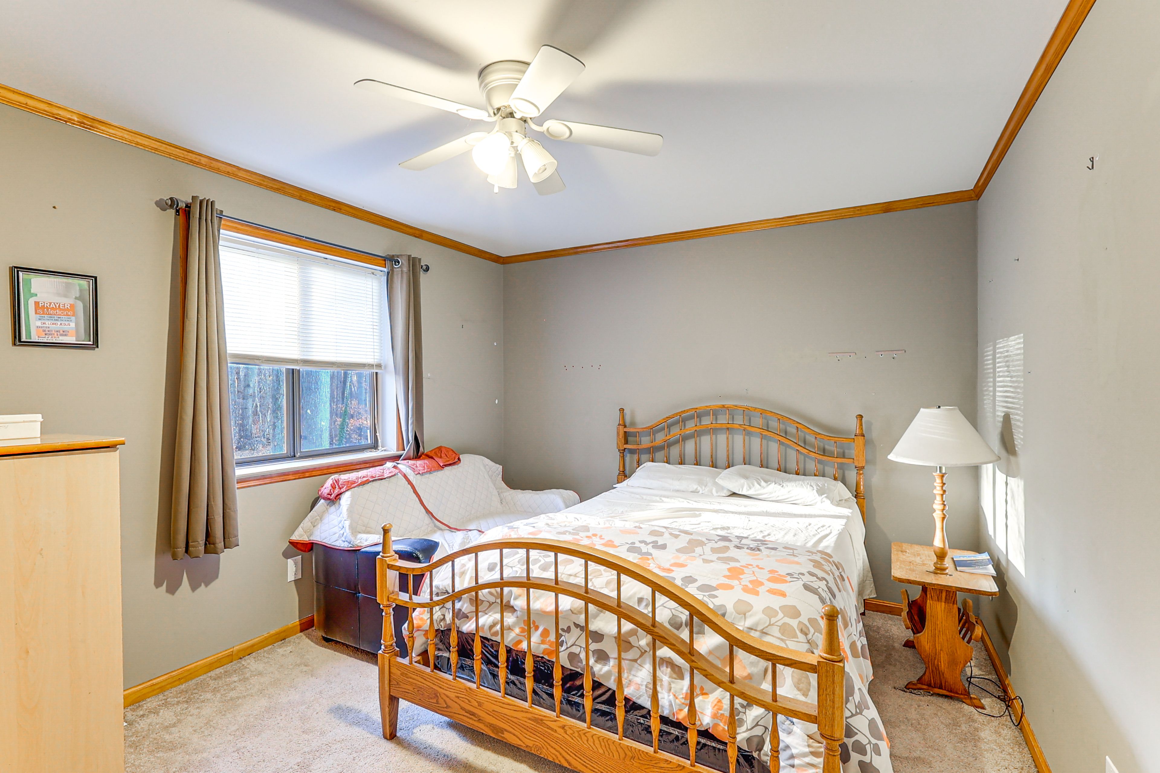Bedroom 1 | 2nd Floor | Queen Bed | Linens Provided | Desk w/ Computer