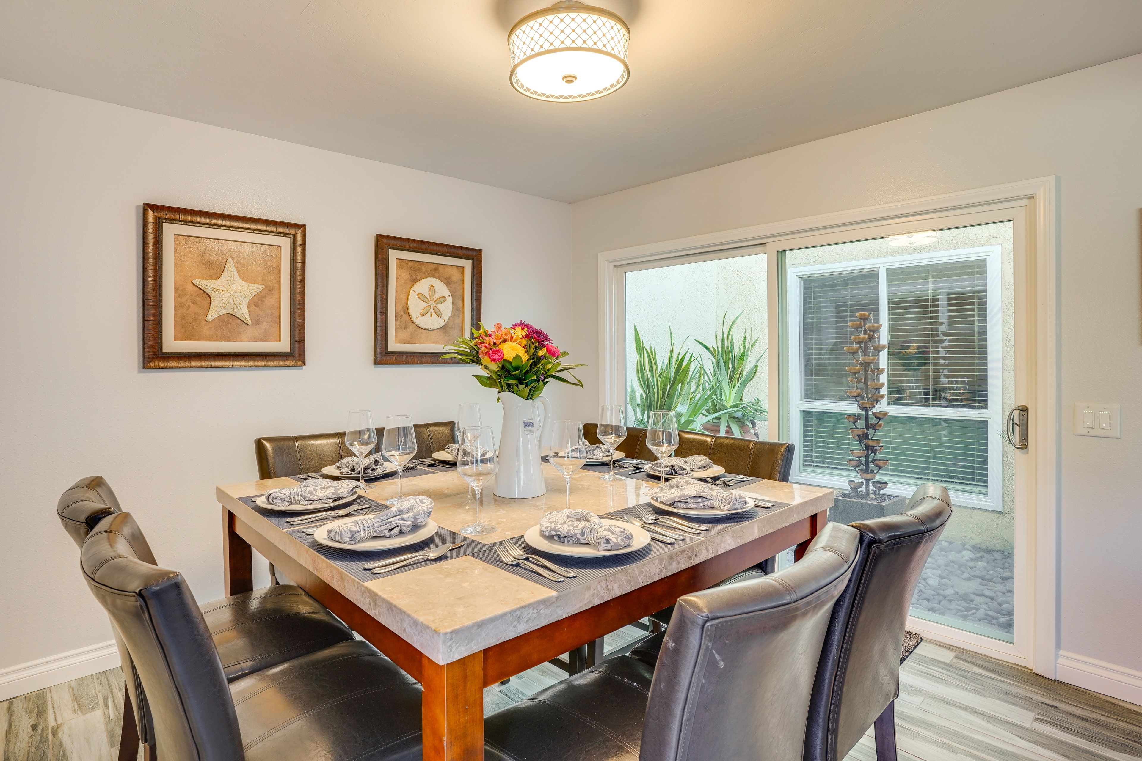 Dining Area | Dishware/Flatware