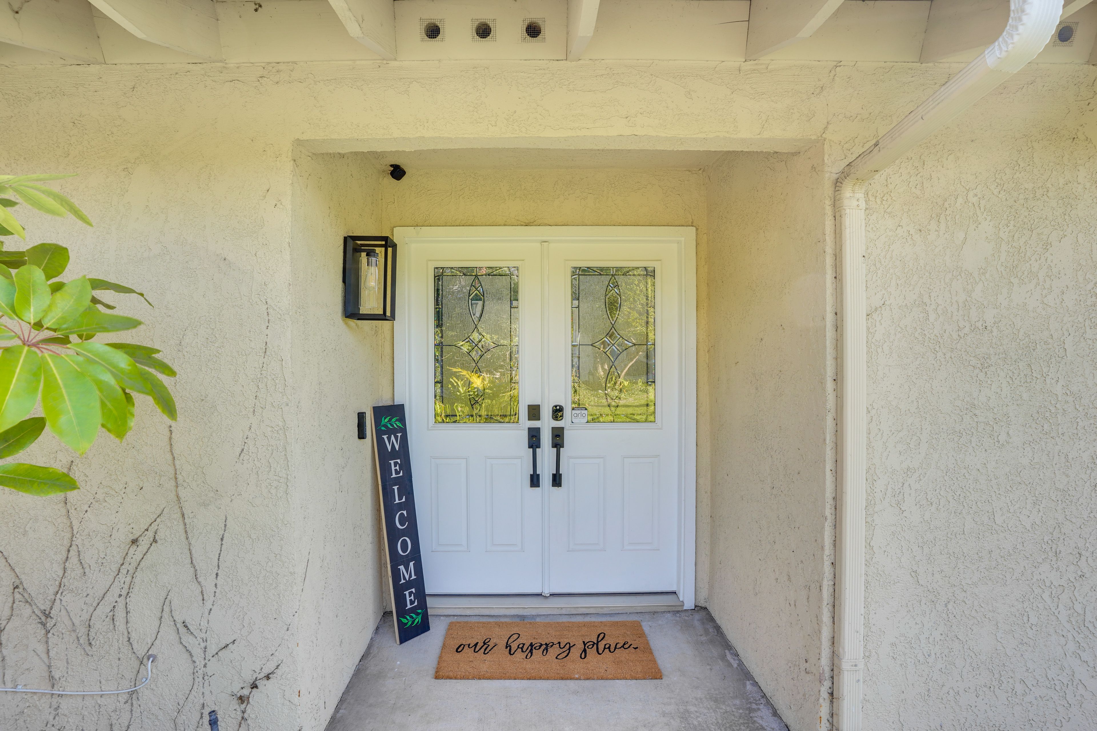 House Exterior | Keyless Entry