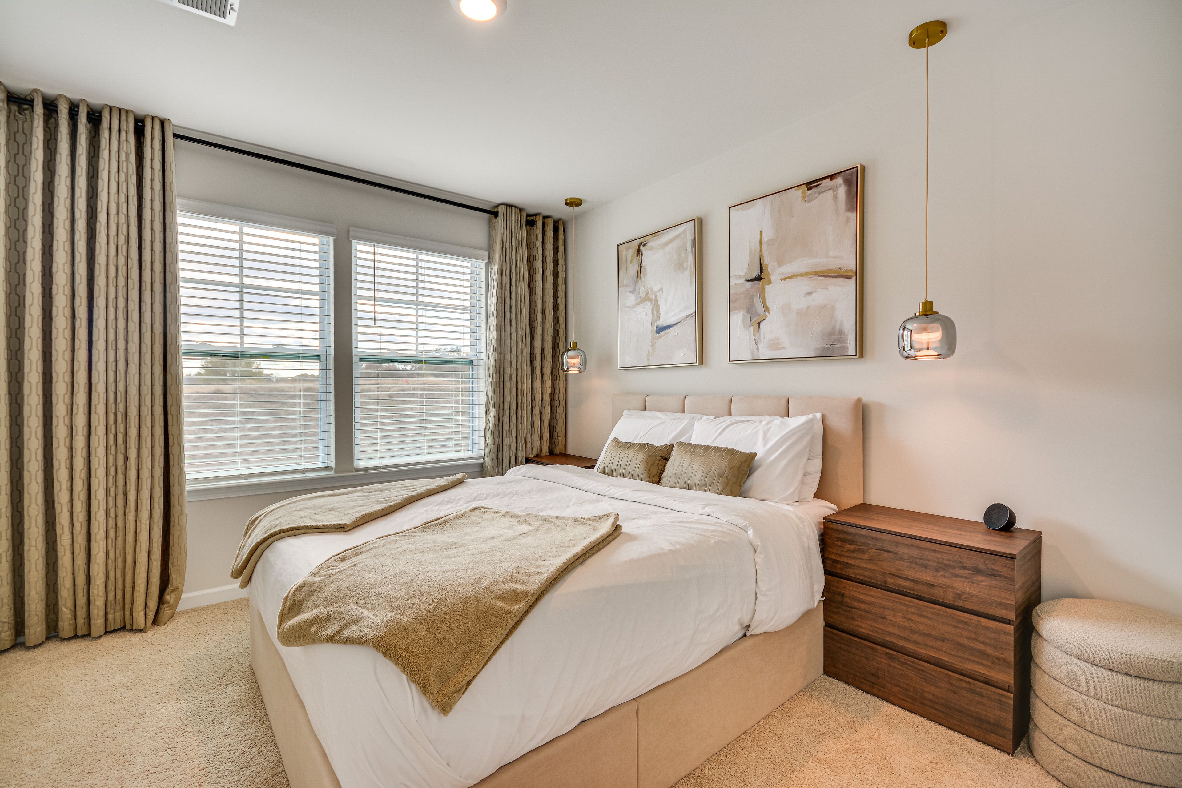Bedroom 2 | 2nd Floor | Queen Bed