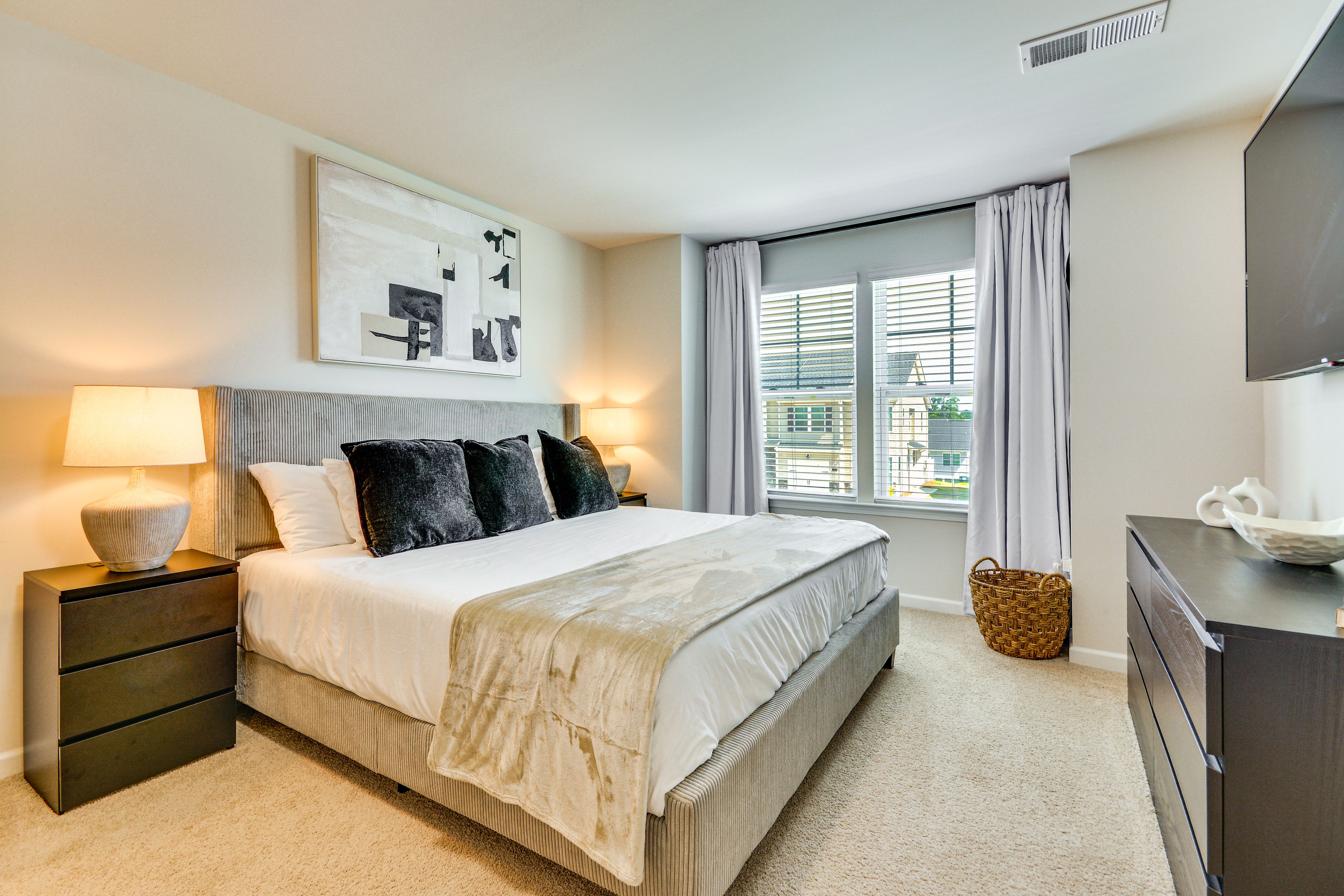 Bedroom 1 | 2nd Floor | King Bed | Linens Provided | Desk Workspace | Smart TV