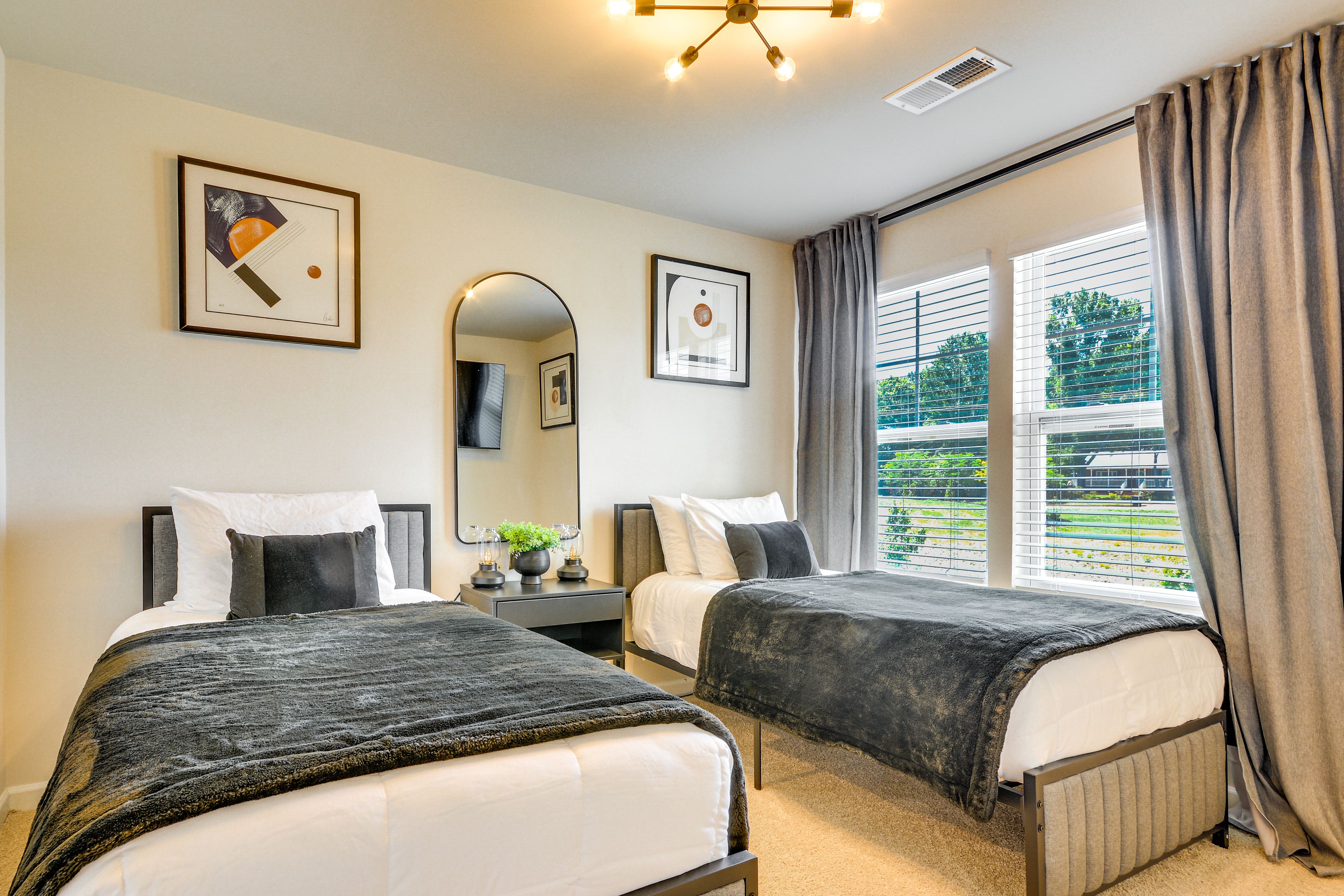 Bedroom 3 | 2nd Floor | 2 Twin Beds