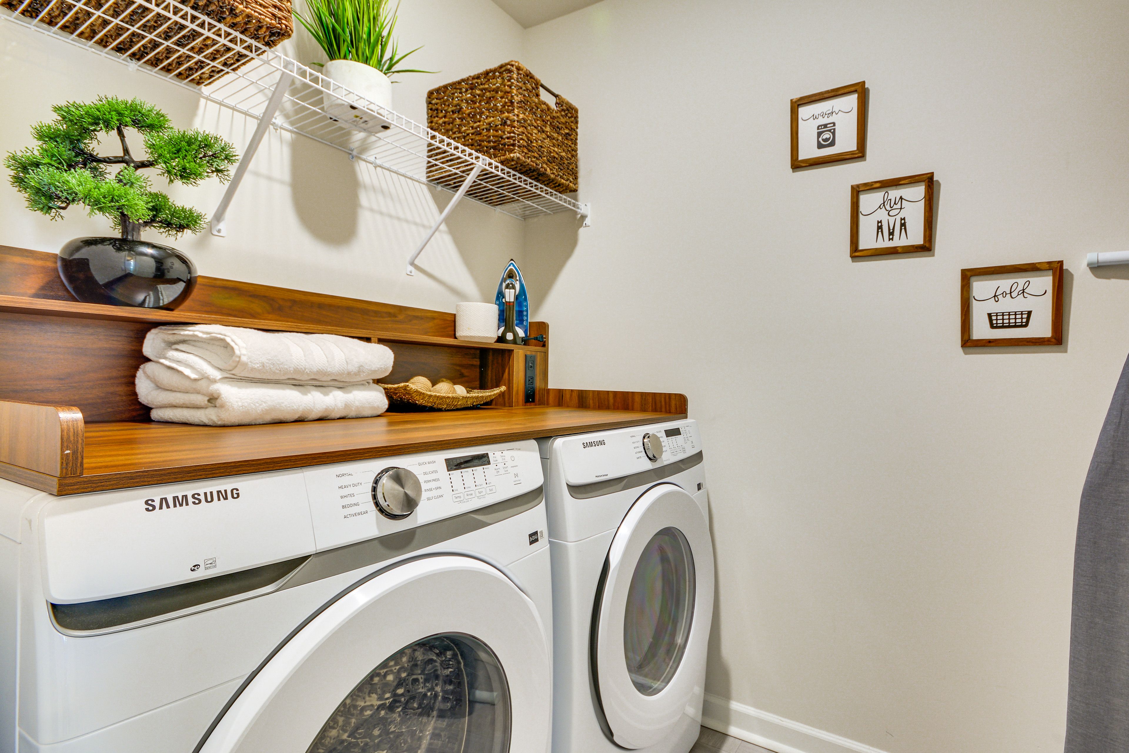 Washer & Dryer | 2nd Floor