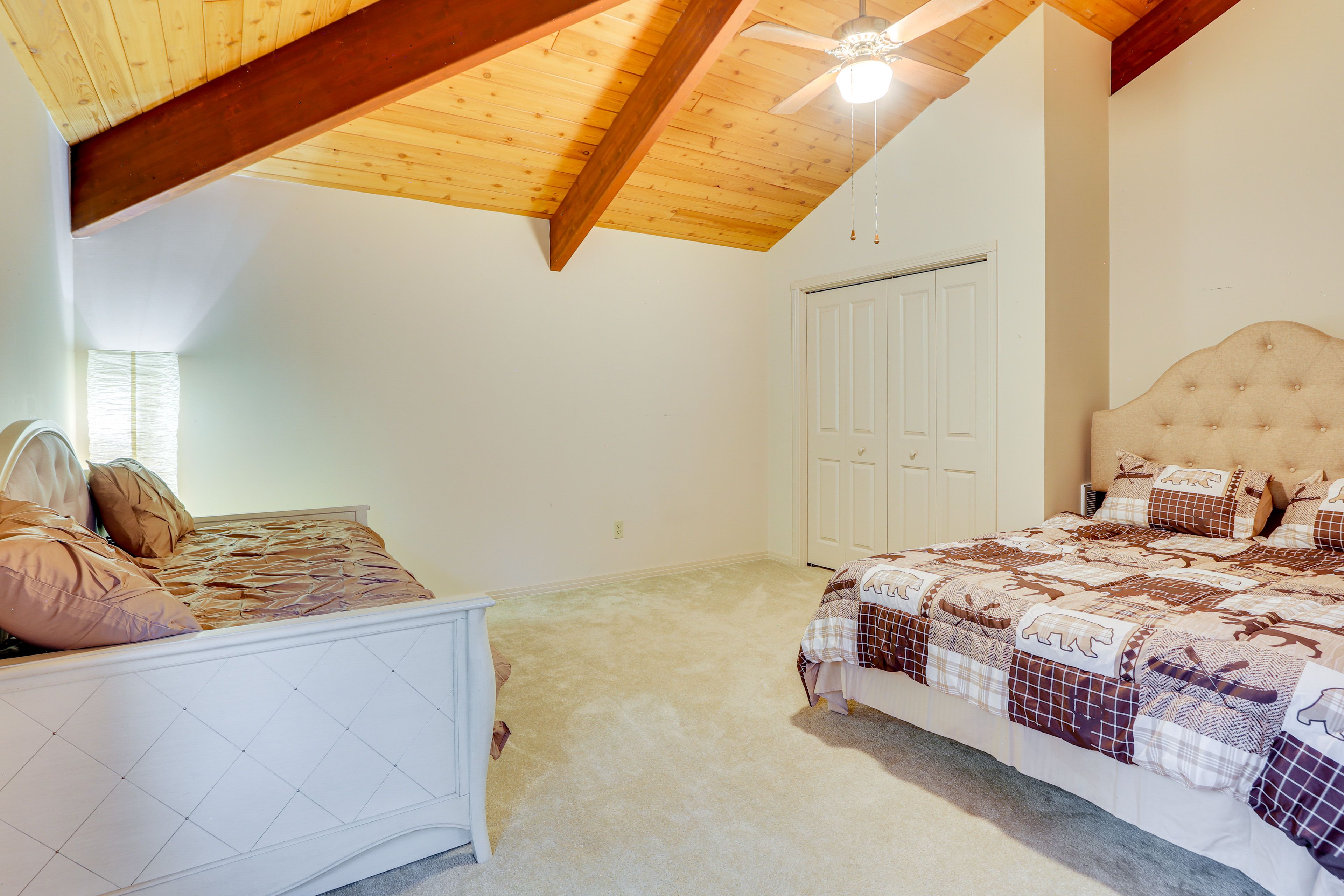 Bedroom 2 | Main Level | Queen Bed | Twin Daybed w/ Twin Trundle