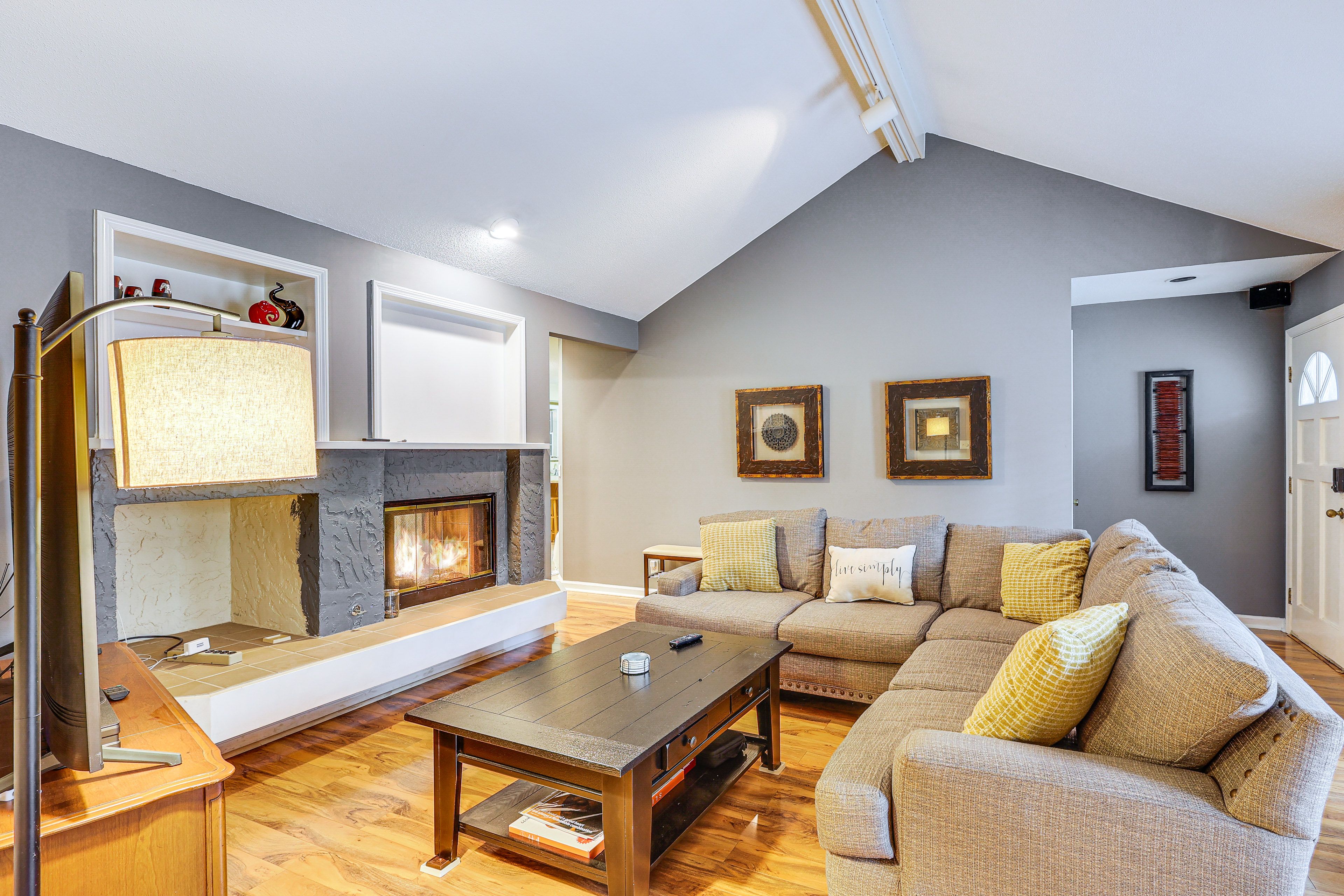 Living Area | Gas Fireplace