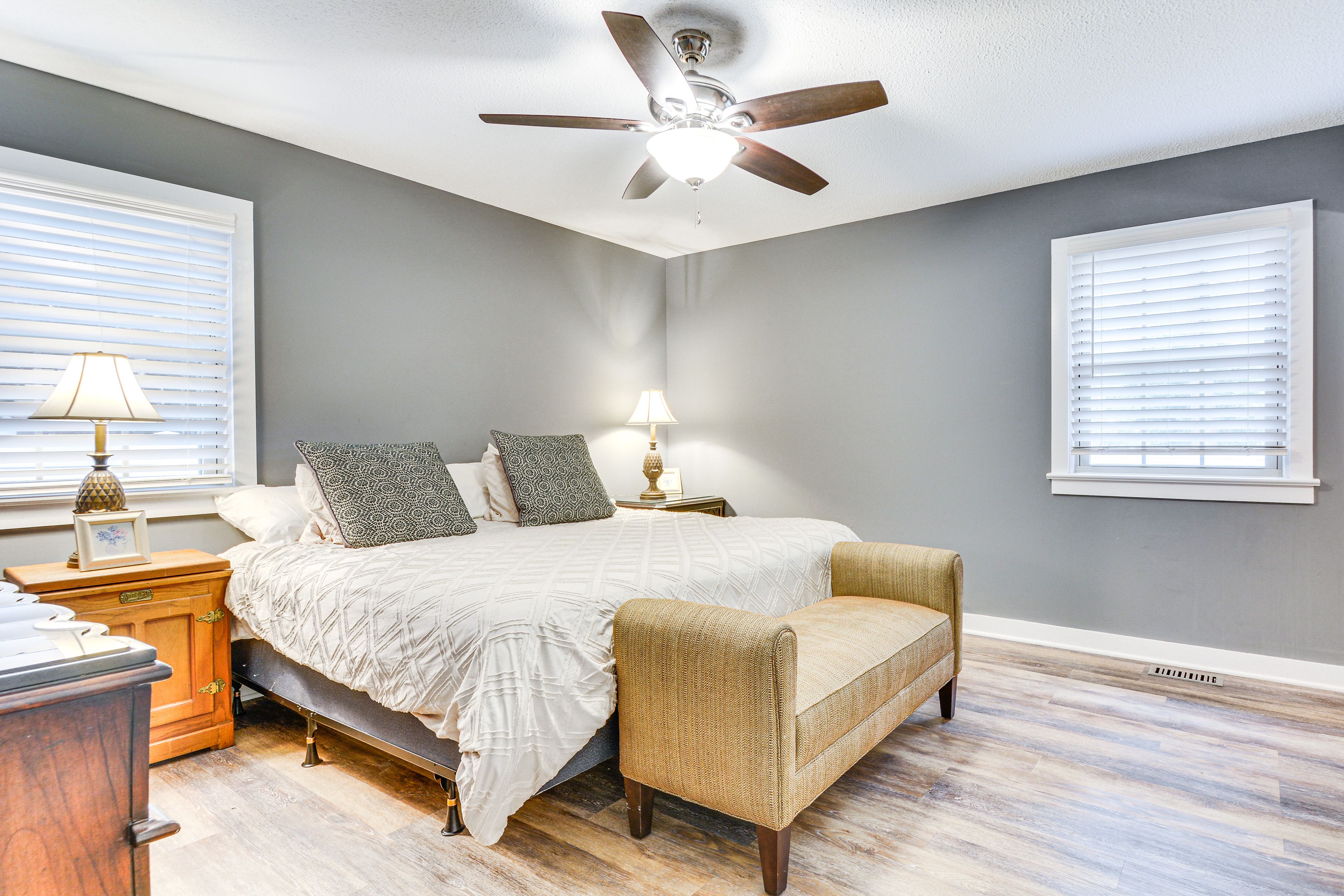 Bedroom 1 | King Bed | Linens Provided
