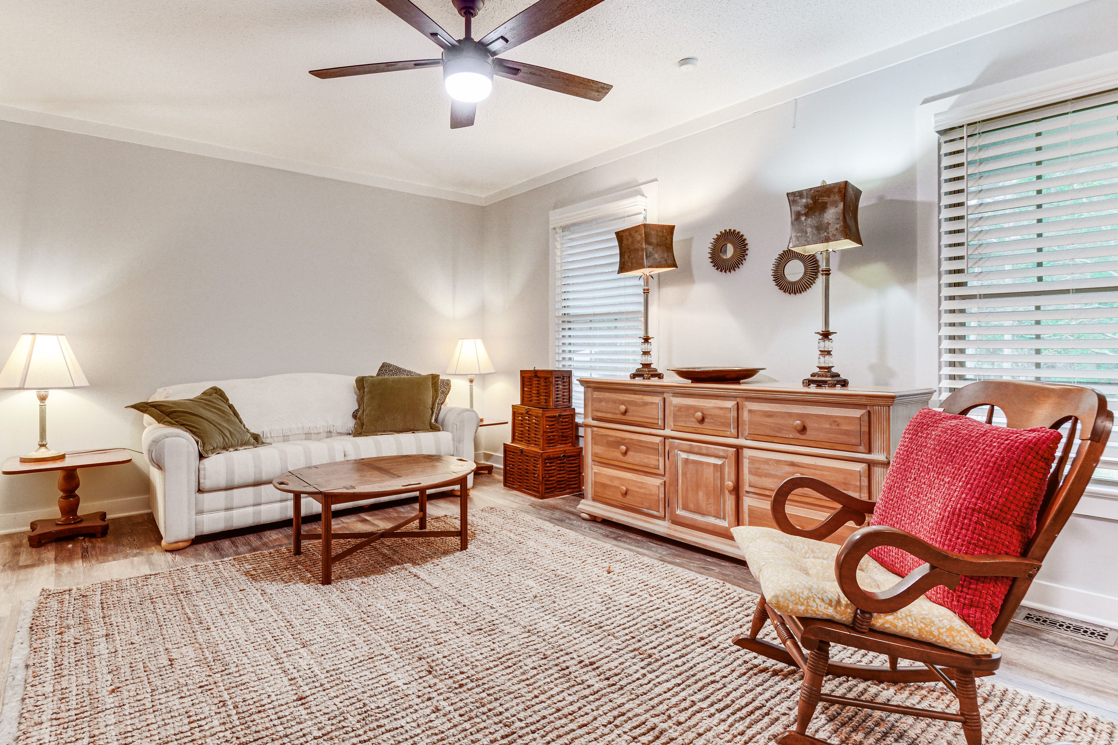 Sitting Room | Central A/C & Heating