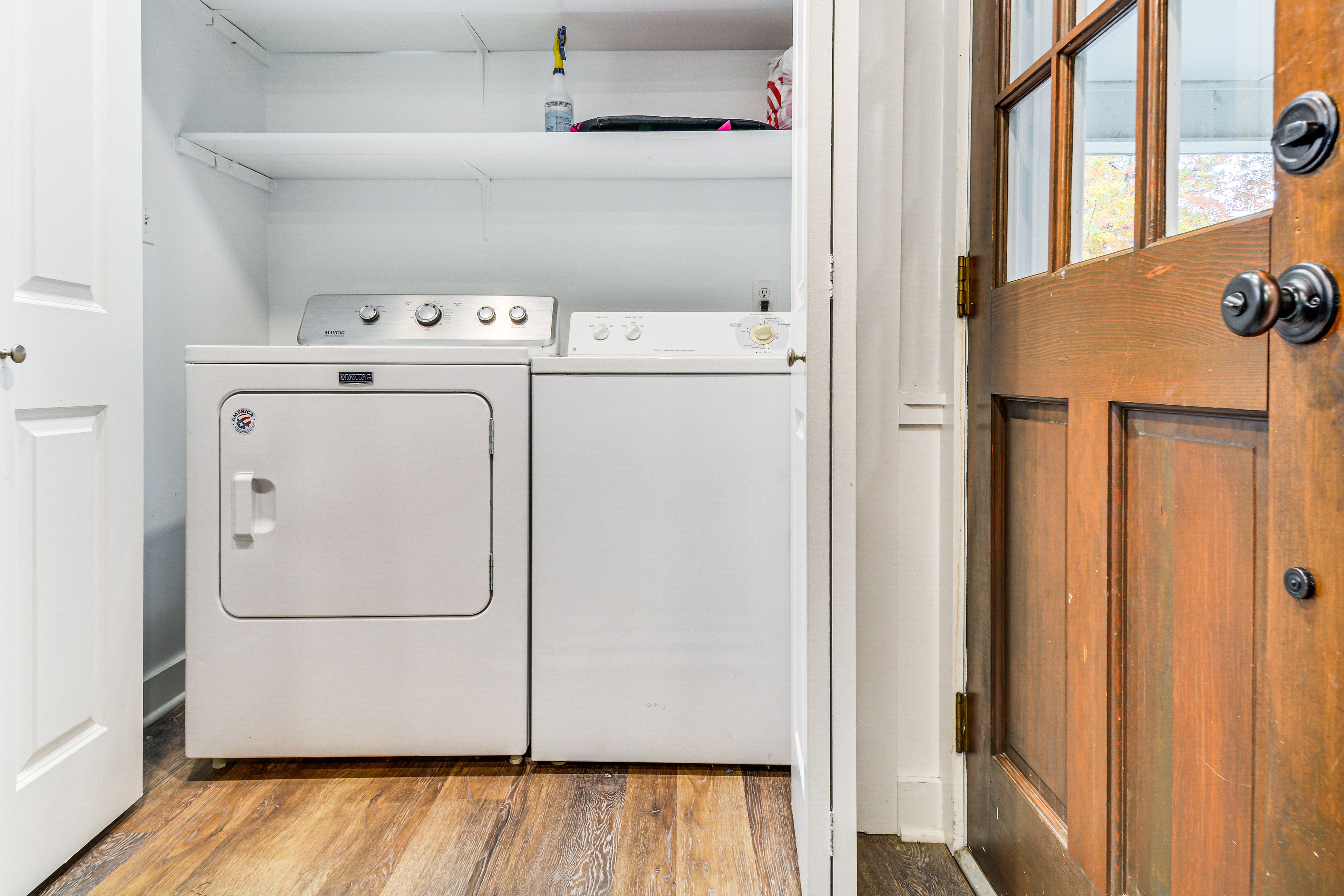 Laundry Closet | Washer & Dryer | Iron/Board