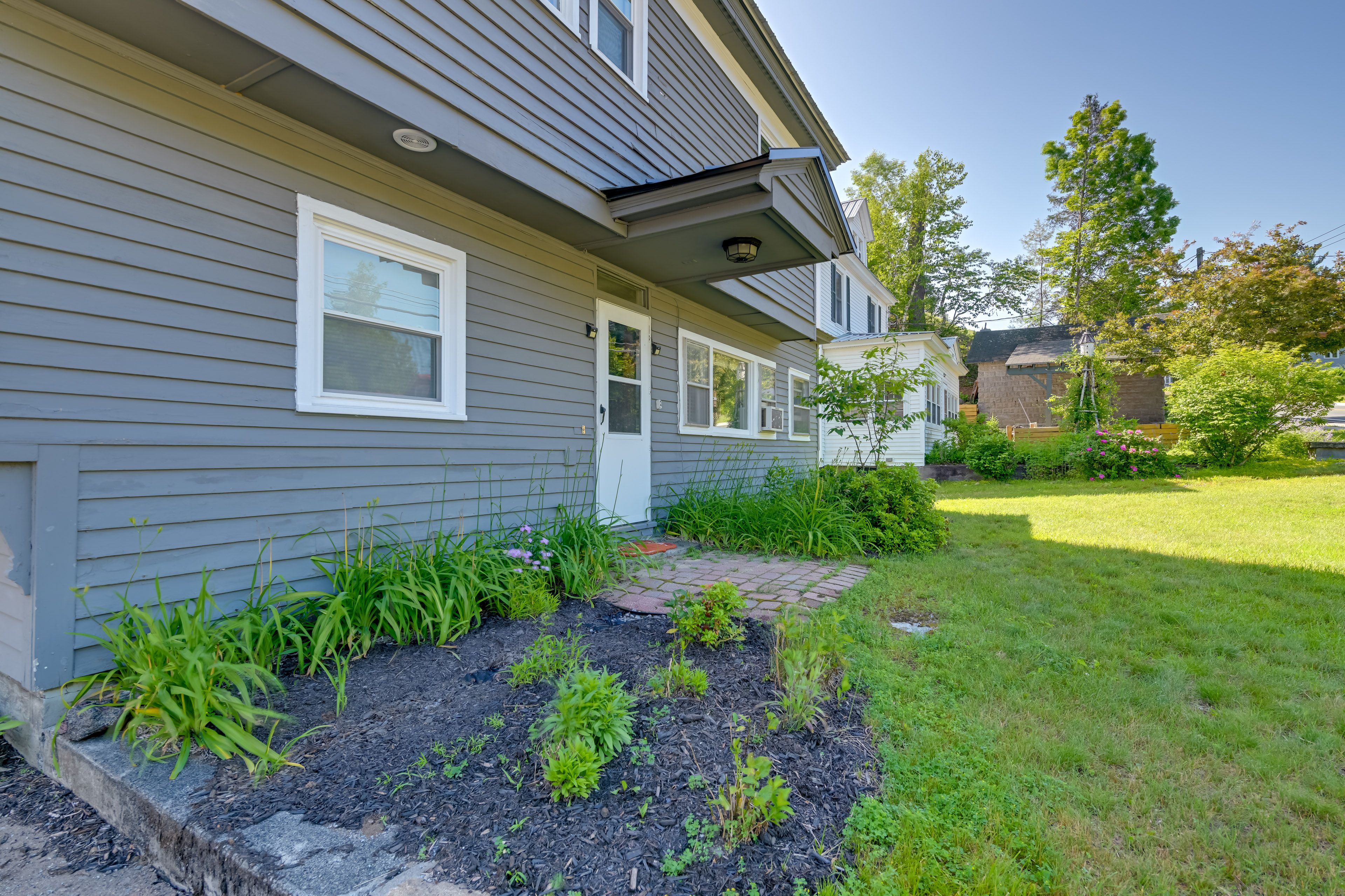 Exterior | Front Entry