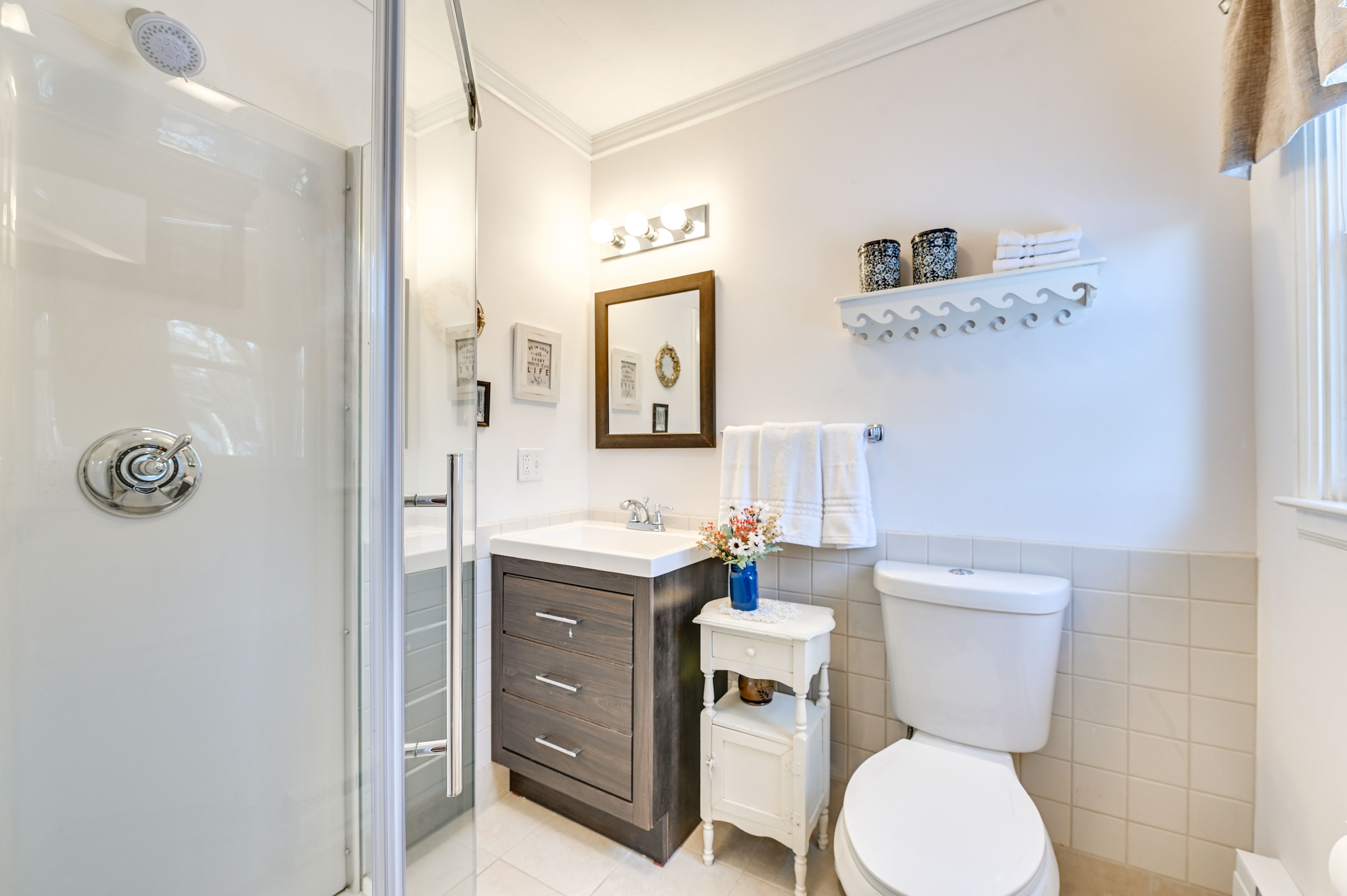 En-Suite Bathroom