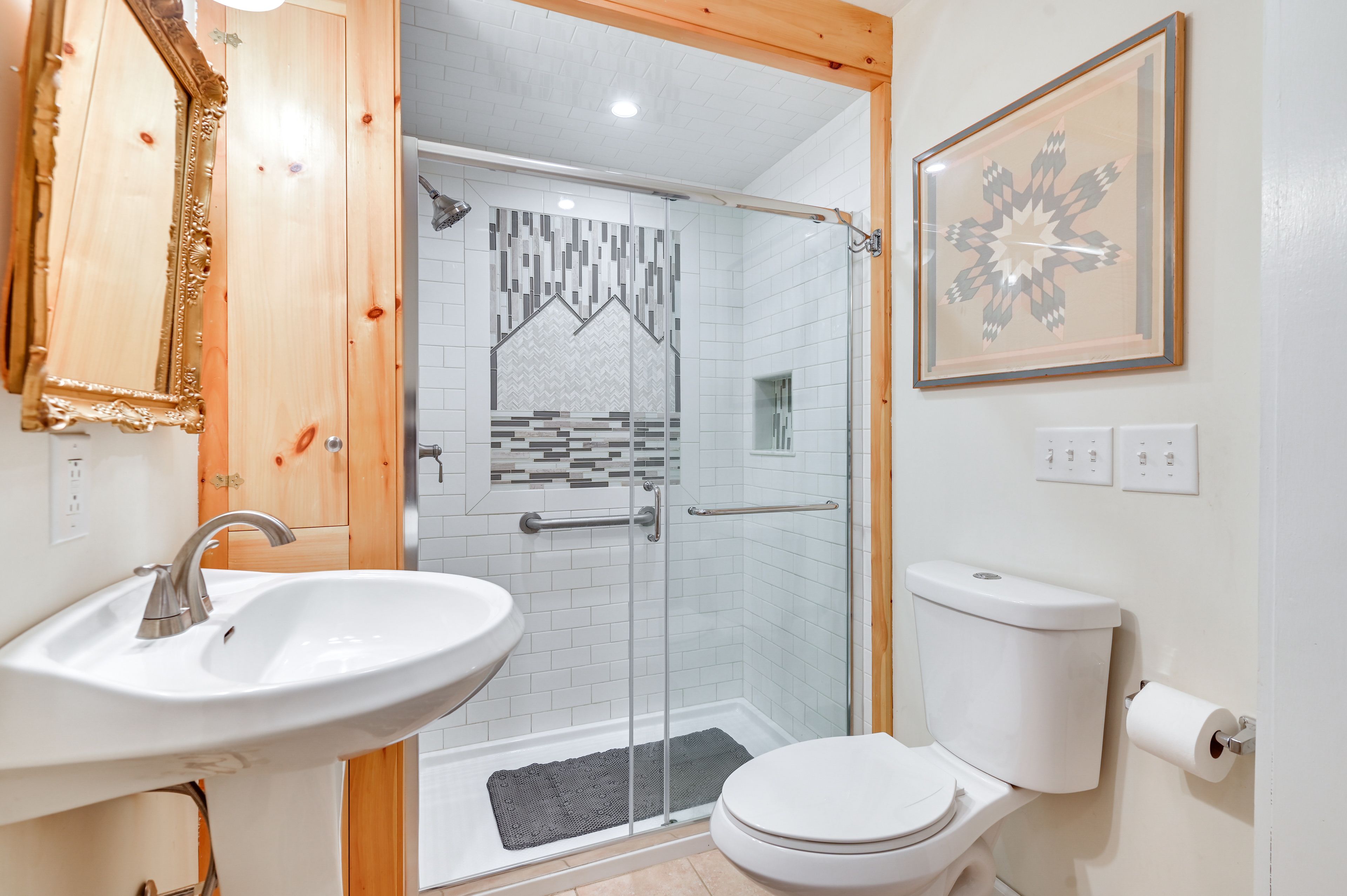 Full Bathroom
