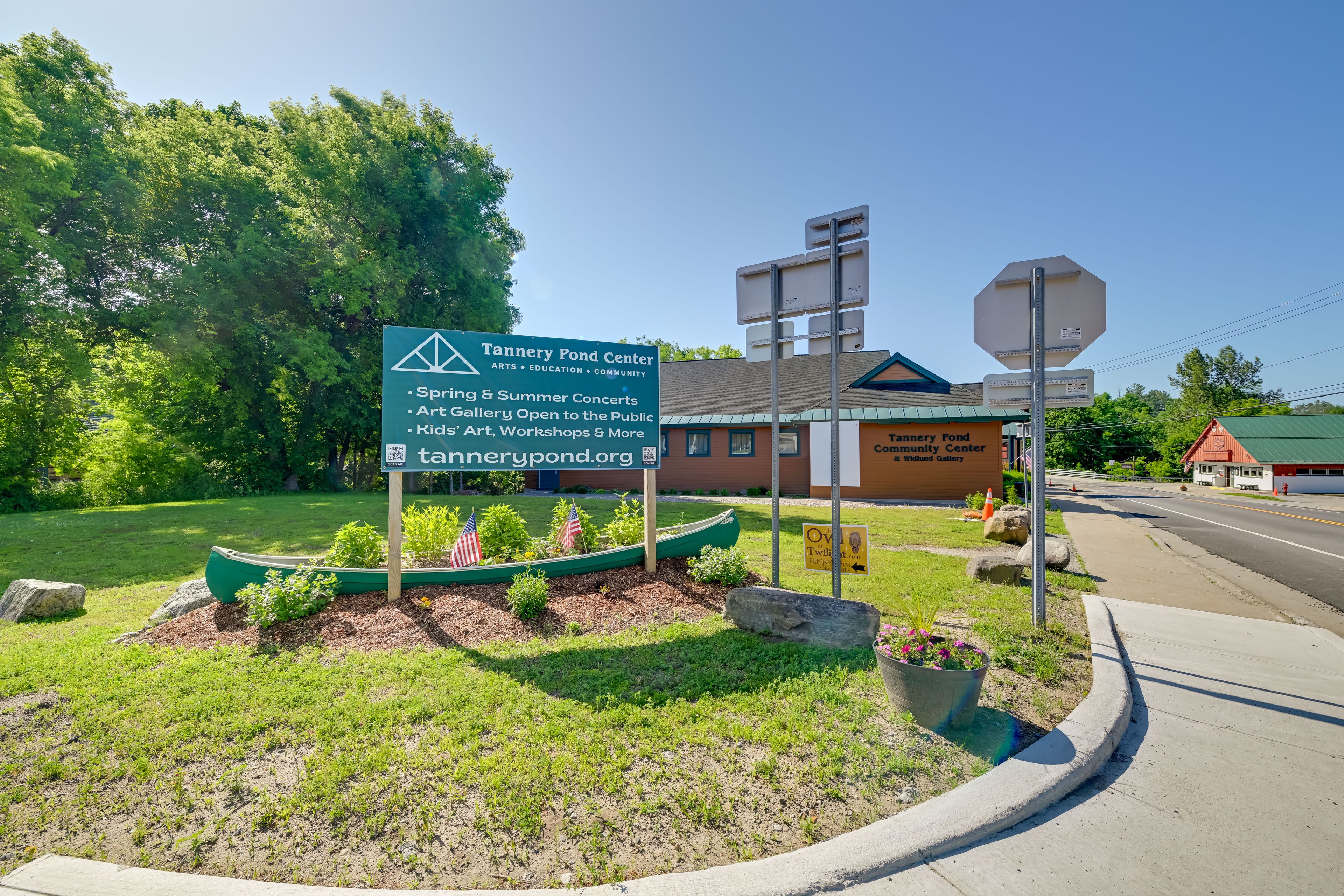 Walk to Tannery Pond Center