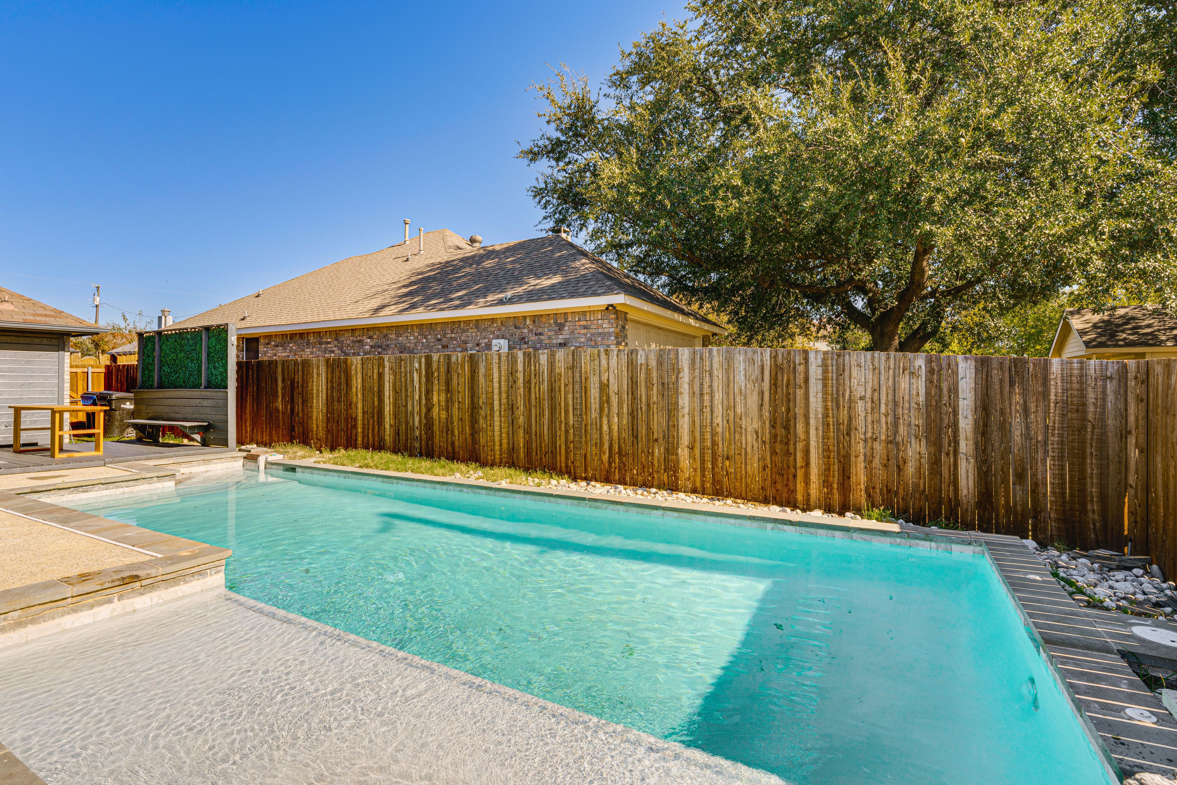Frisco Vacation Rental | 3BR | 2BA | 1,282 Sq Ft | Small Step Required