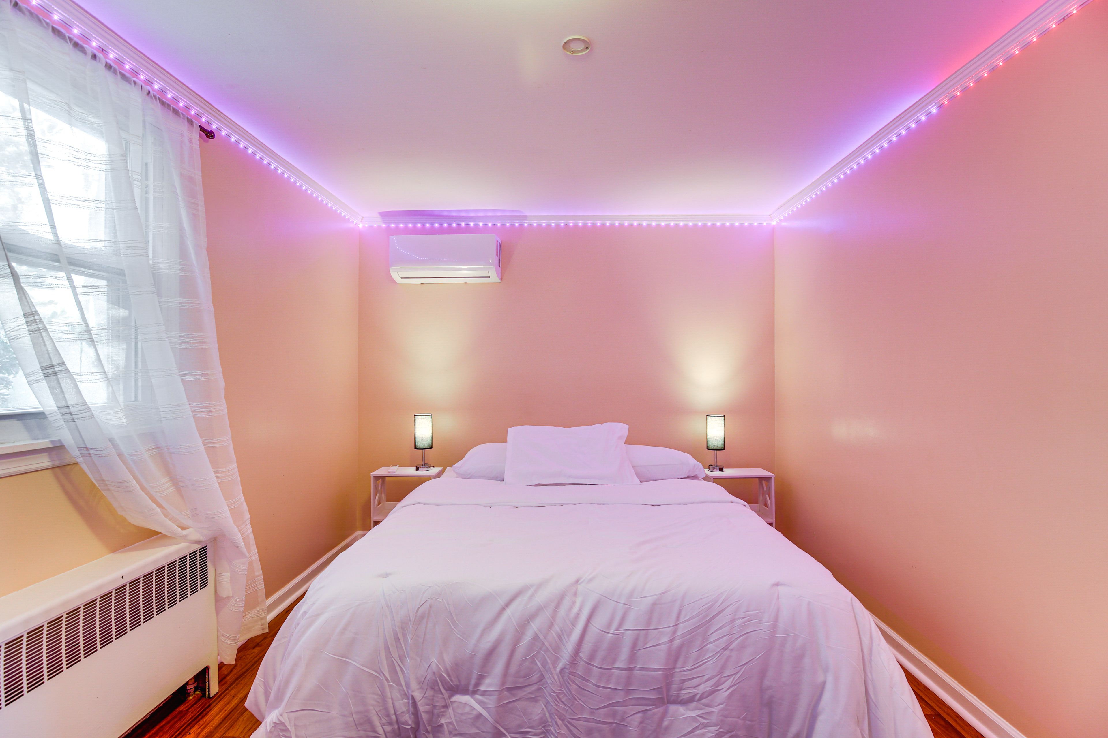 Bedroom 5 | Queen Bed | 2nd Floor