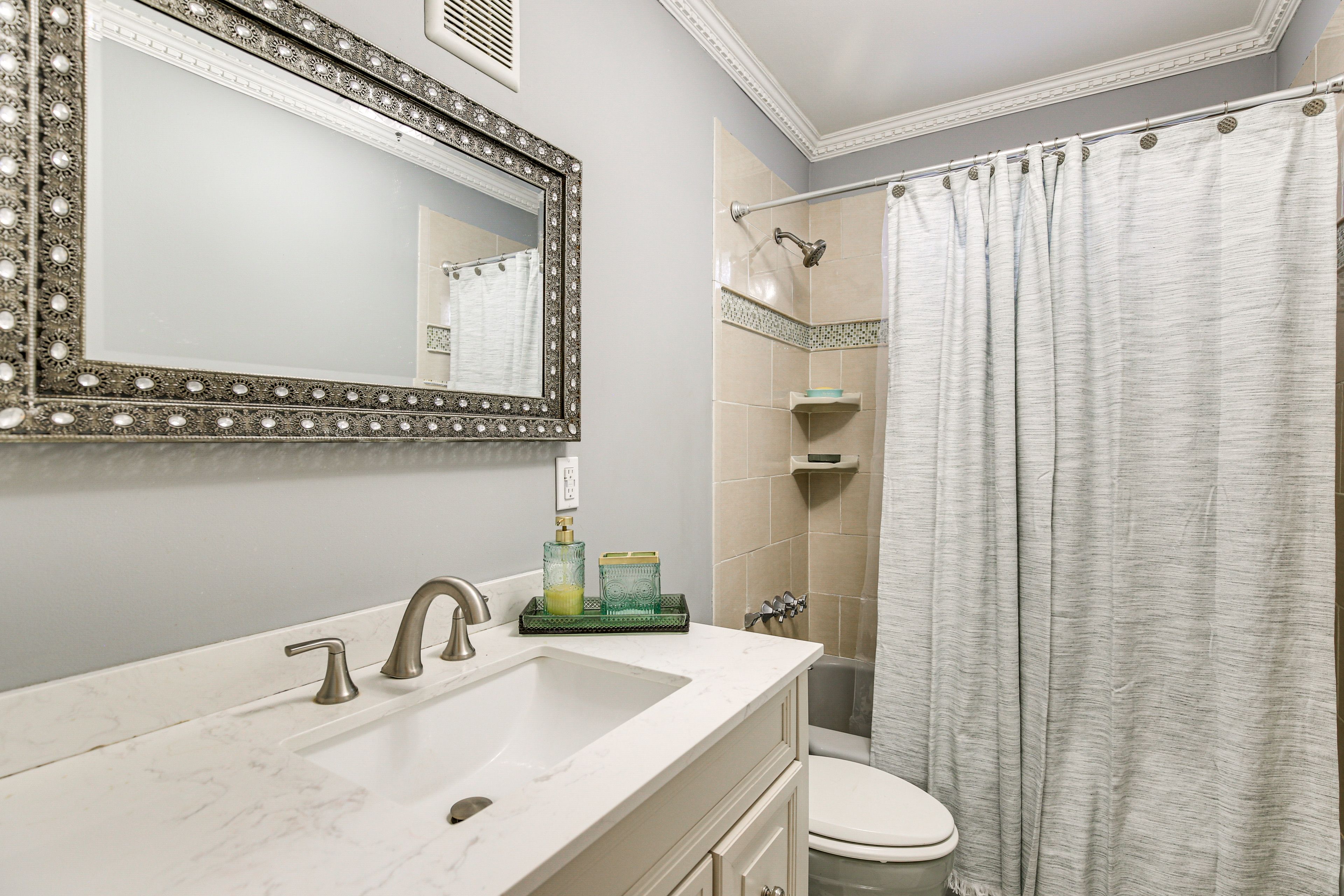 Bathroom | Towels Provided | 1st Floor