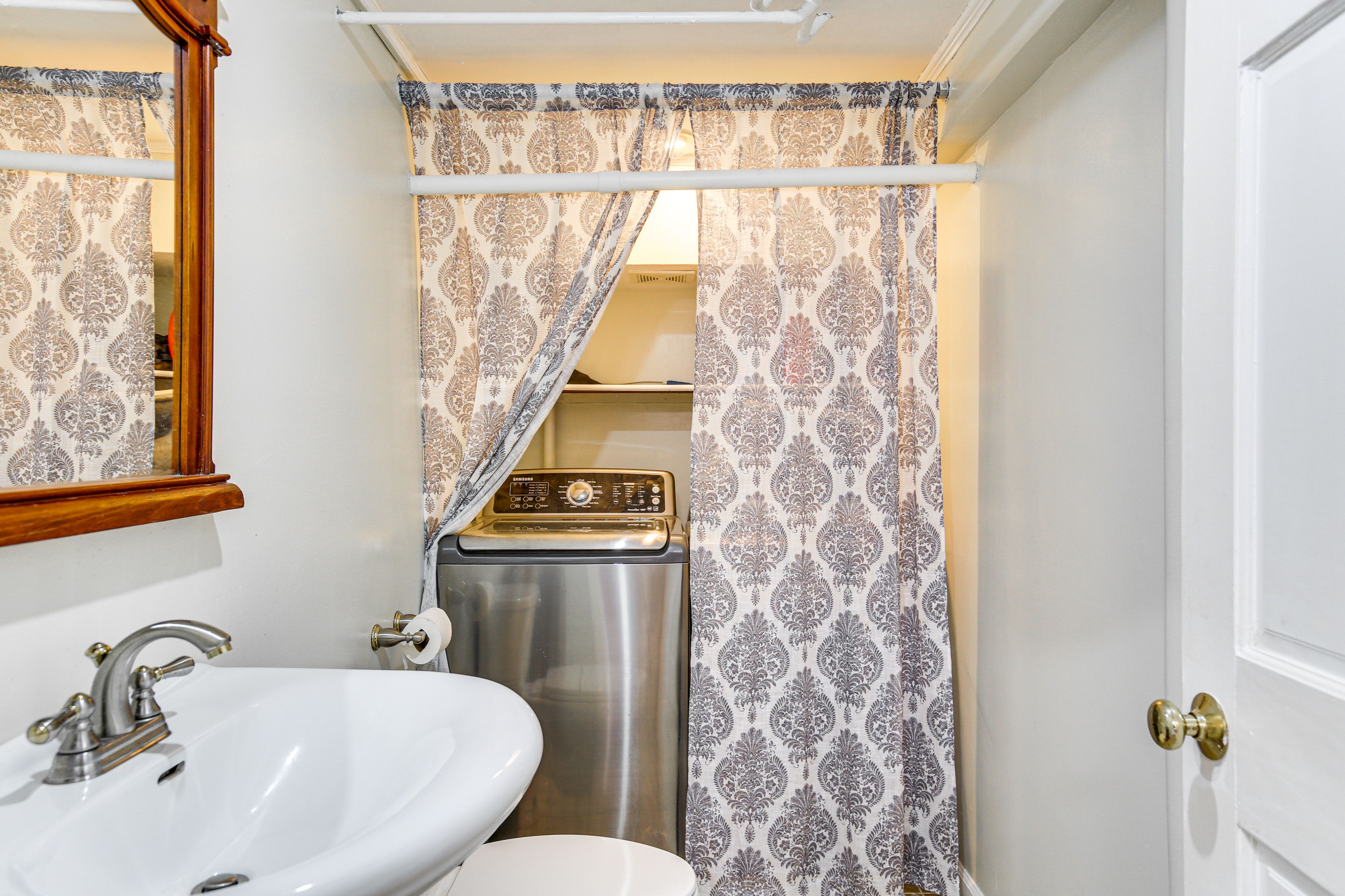 Half Bathroom | Washer/Dryer | Basement Level
