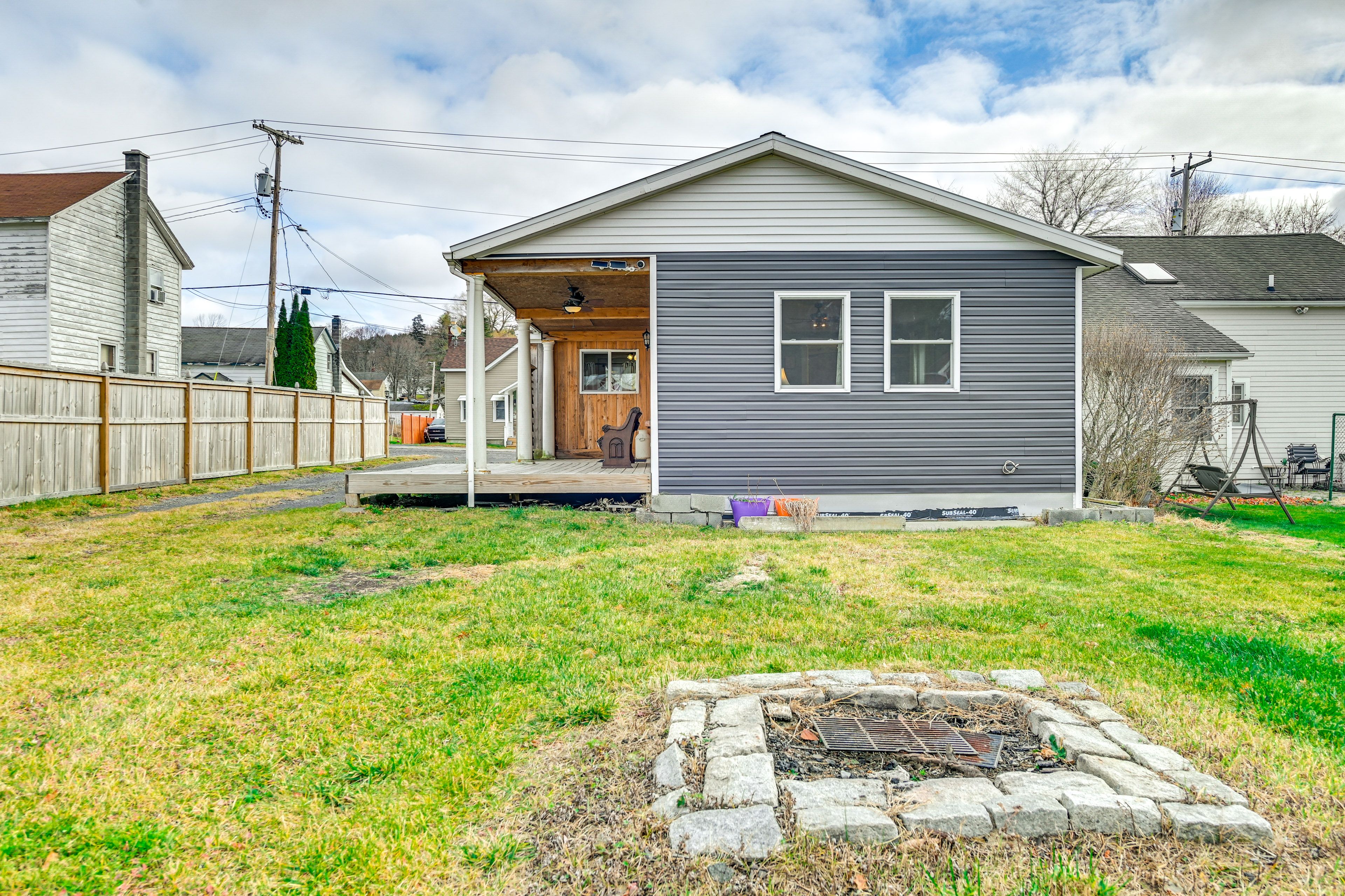 Yard | Fire Pit