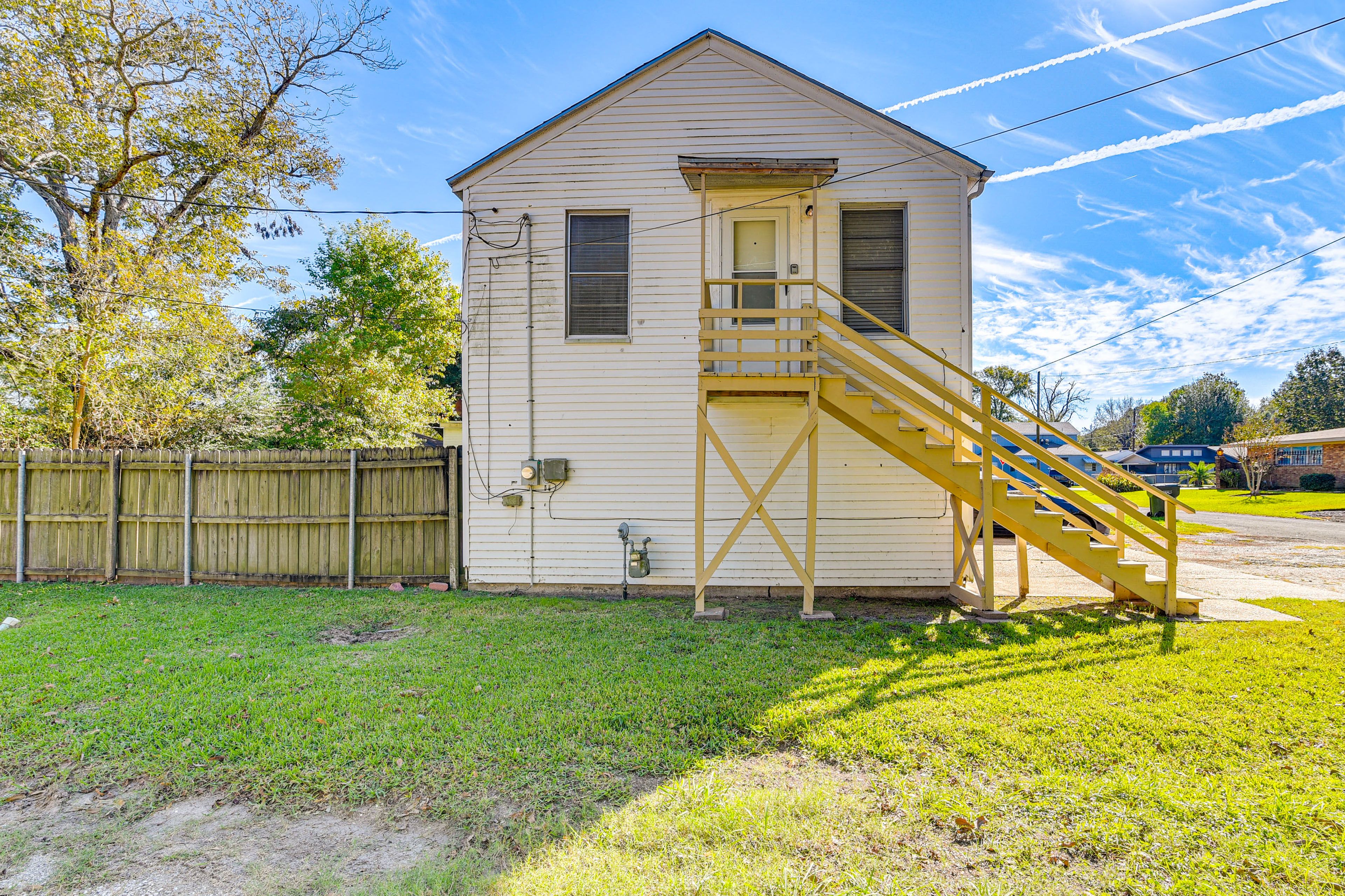 Port Arthur Vacation Rental | 2BR | 1BA | Stairs Required | 1,000 Sq Ft