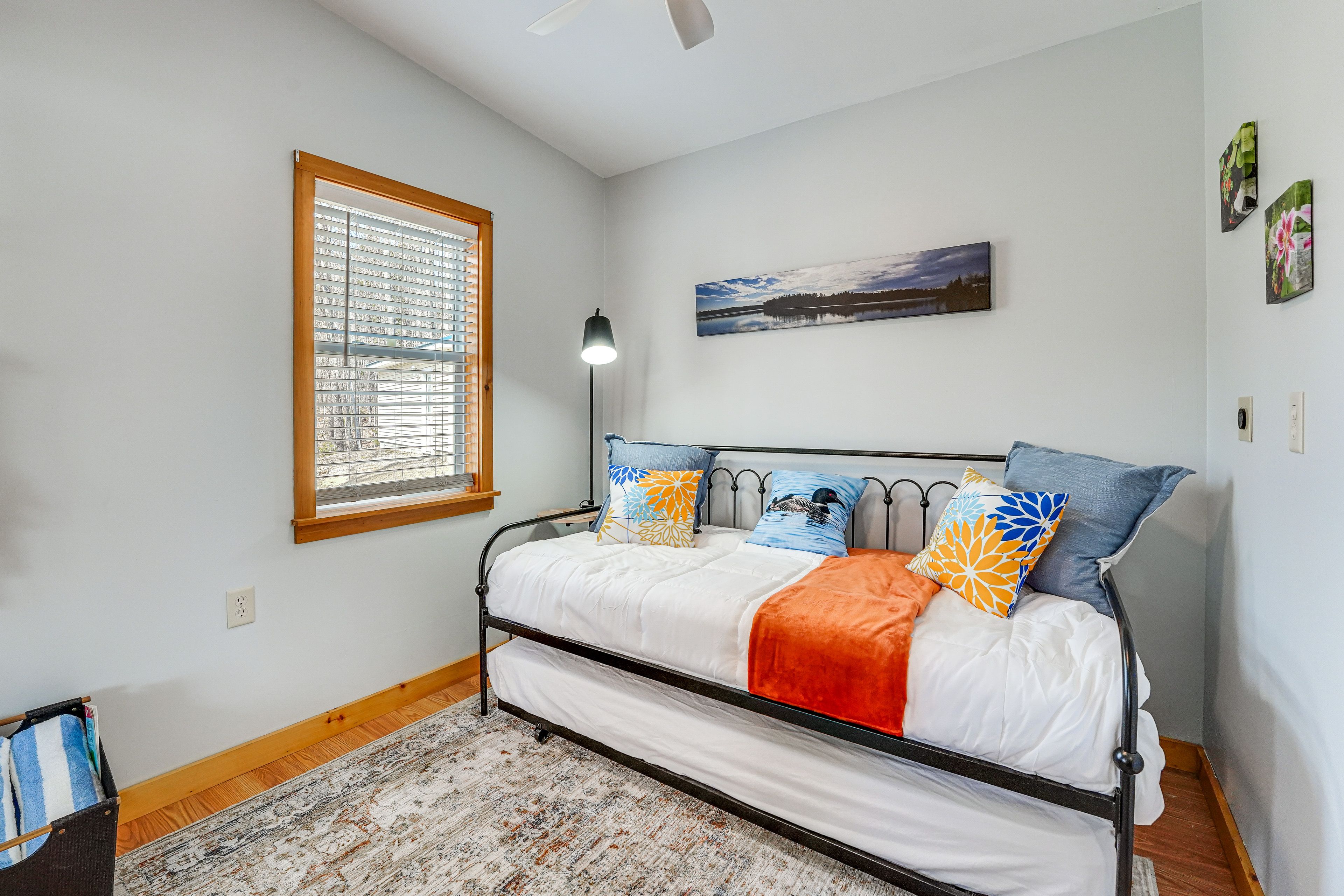 Bedroom 2 | Twin Bed w/ Twin Trundle