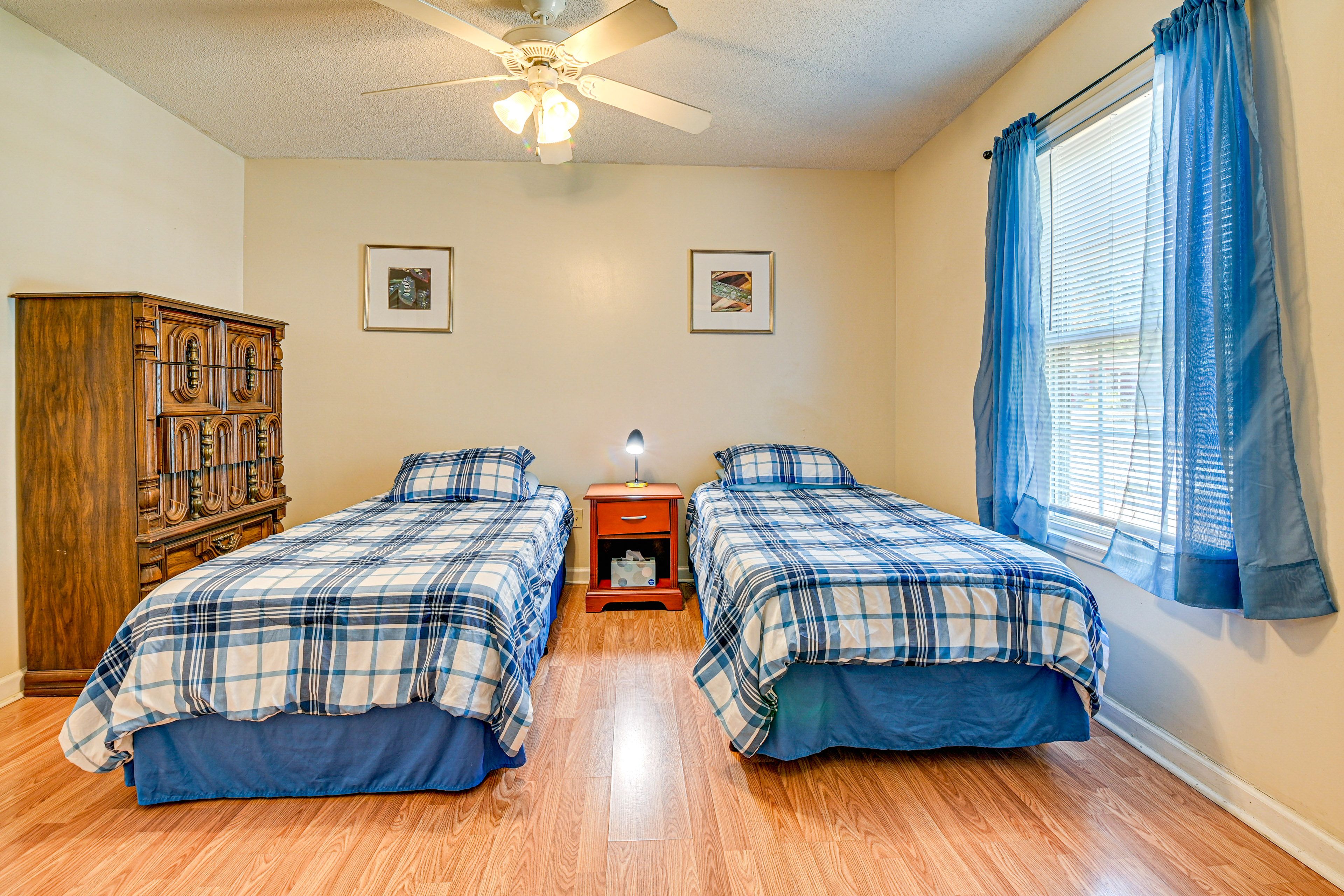 Bedroom 3 | 2 Twin Beds