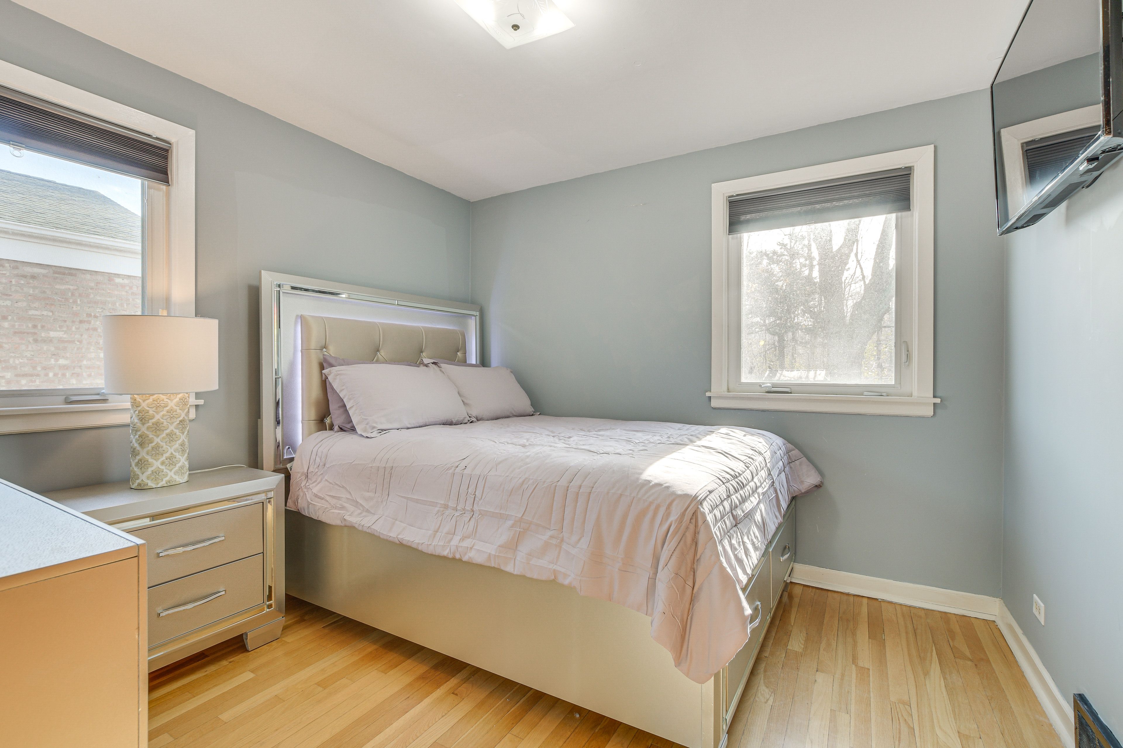 Bedroom 3 | Queen Bed | Smart TV | Main Level