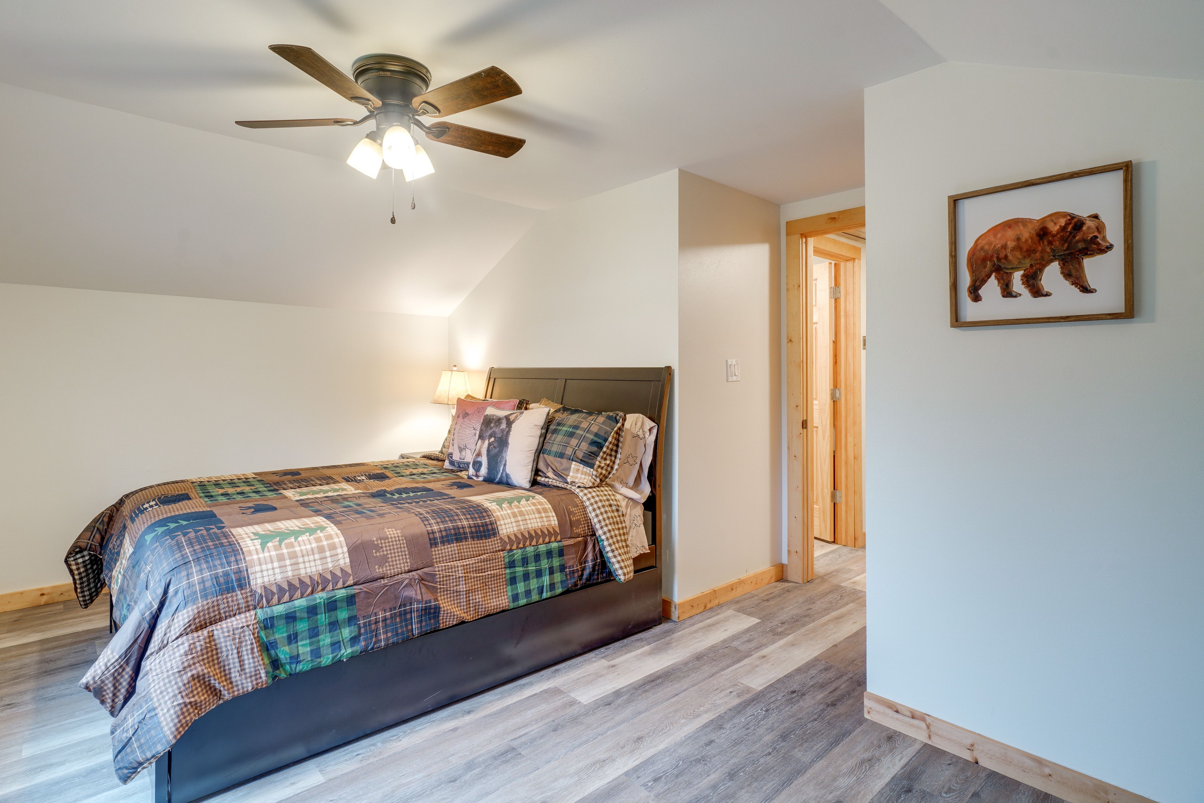 Bedroom 3 | Queen Bed w/ Twin Trundle | 2nd Floor