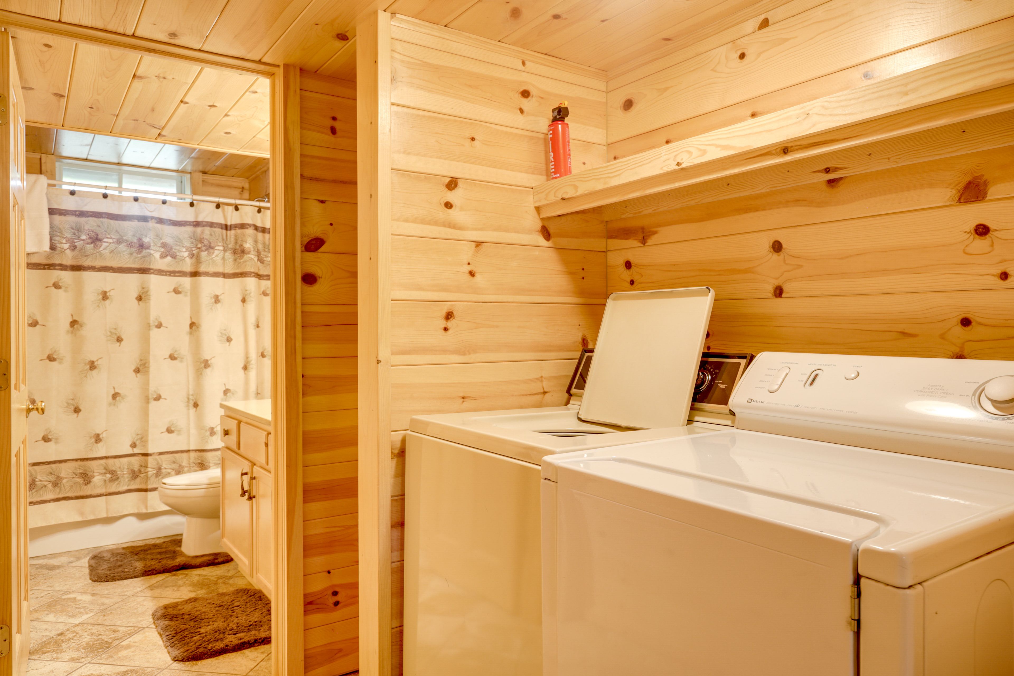 Washer & Dryer | Lower Level