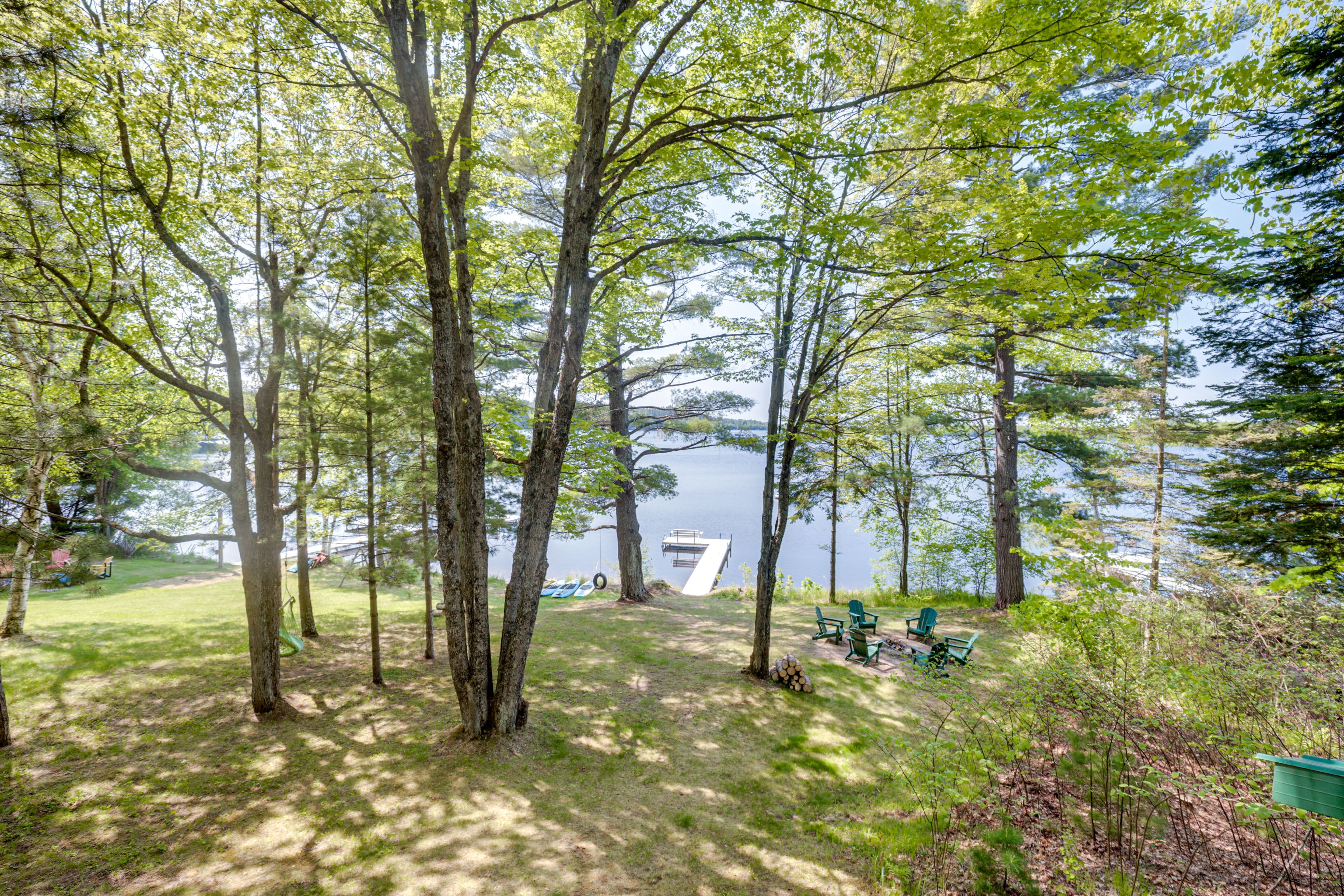 Backyard | Wood-Burning Fire Pit | Private Dock | 2-Person Kayak