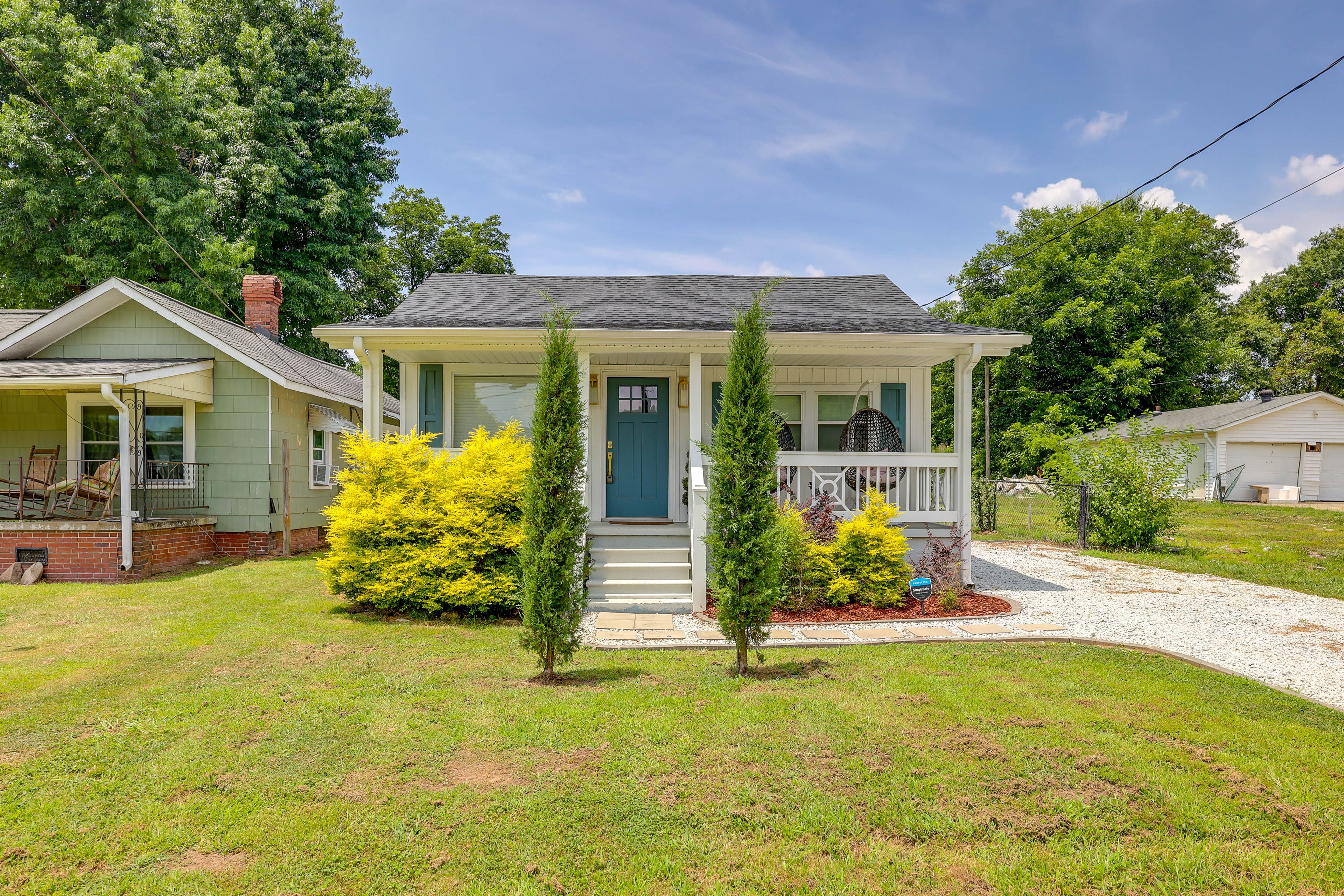 Greenville Vacation Rental | 2BR | 2BA | 1,000 Sq Ft