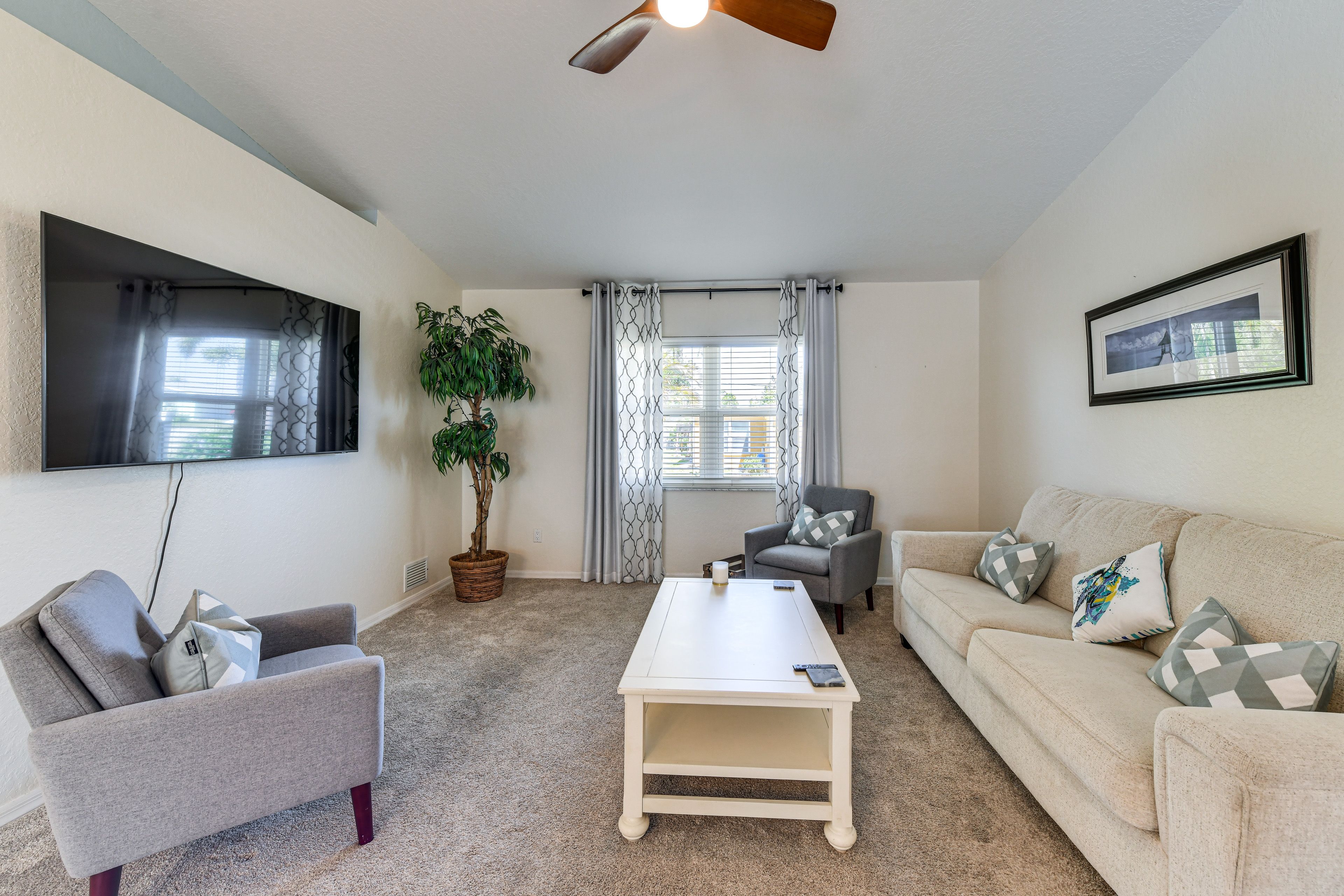 Property Interior | Single-Story Home