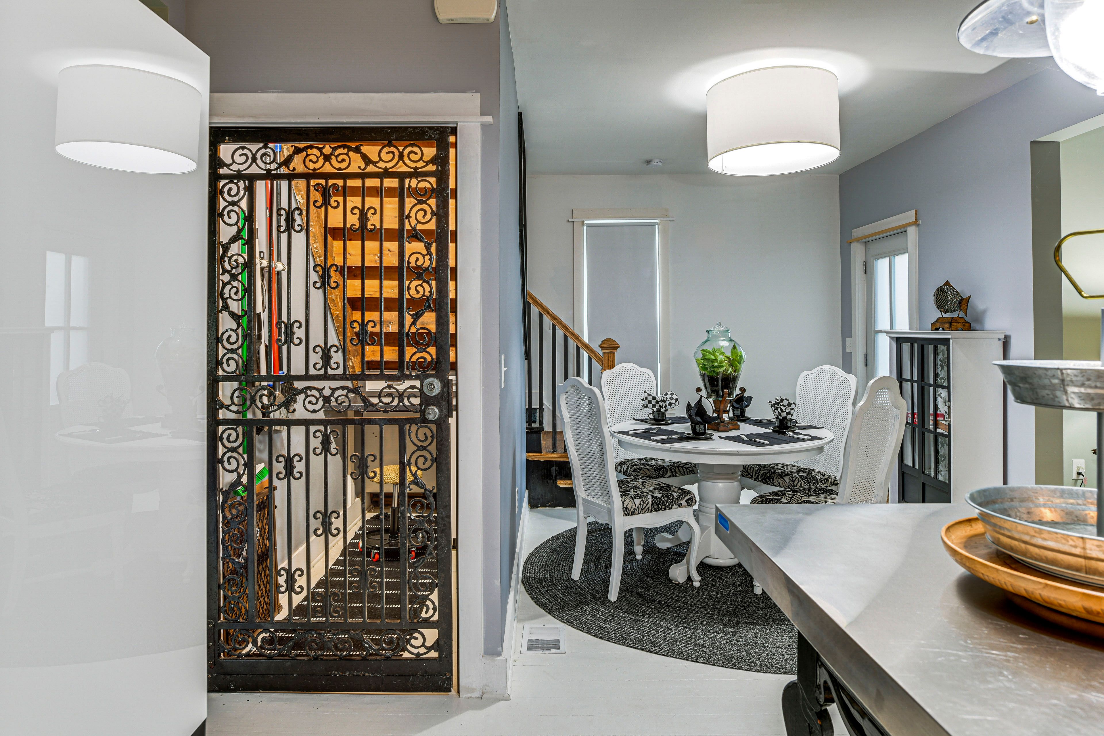 Work Station | 1st Floor