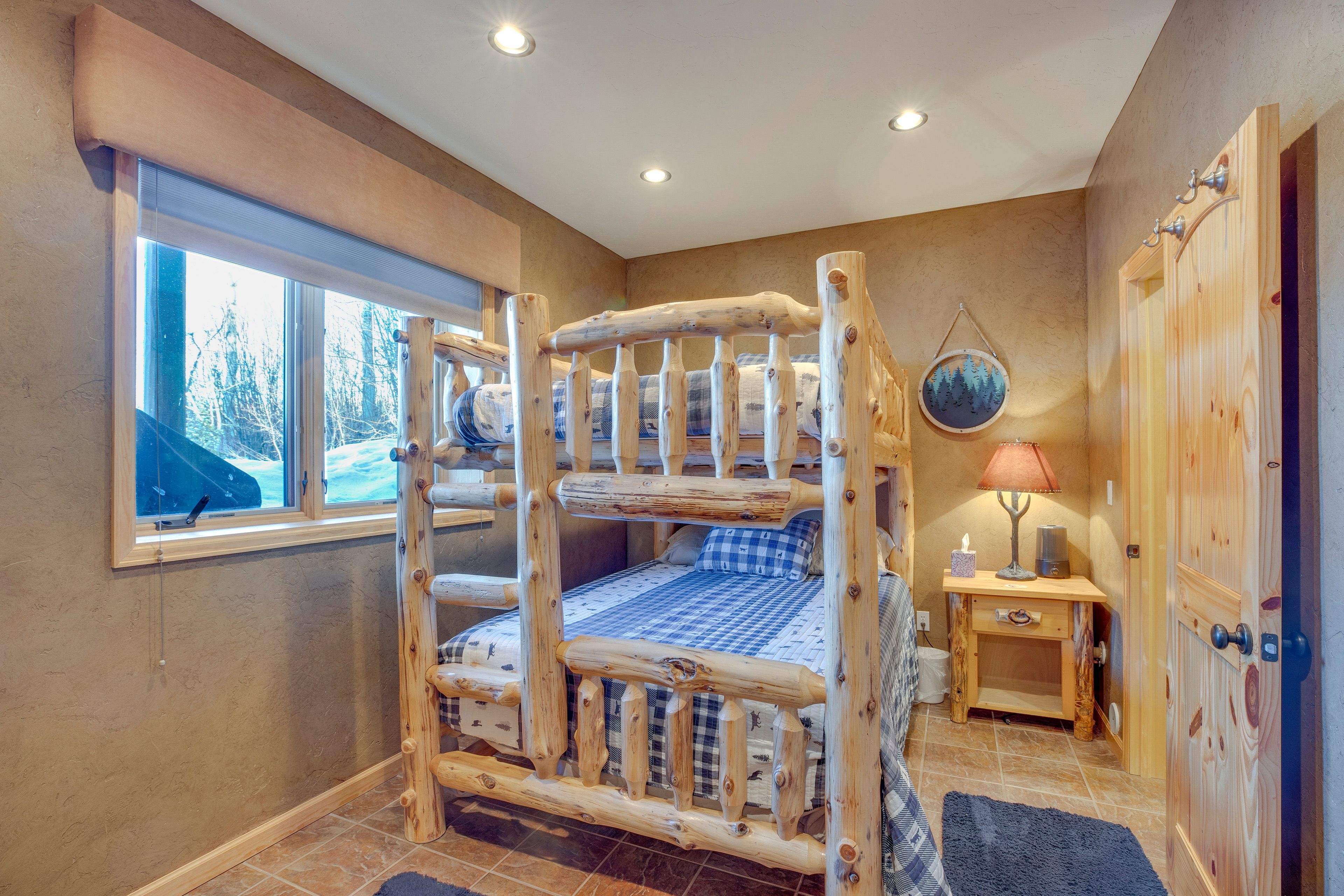 Bedroom 4 | Queen Bunk Bed | Lower Level