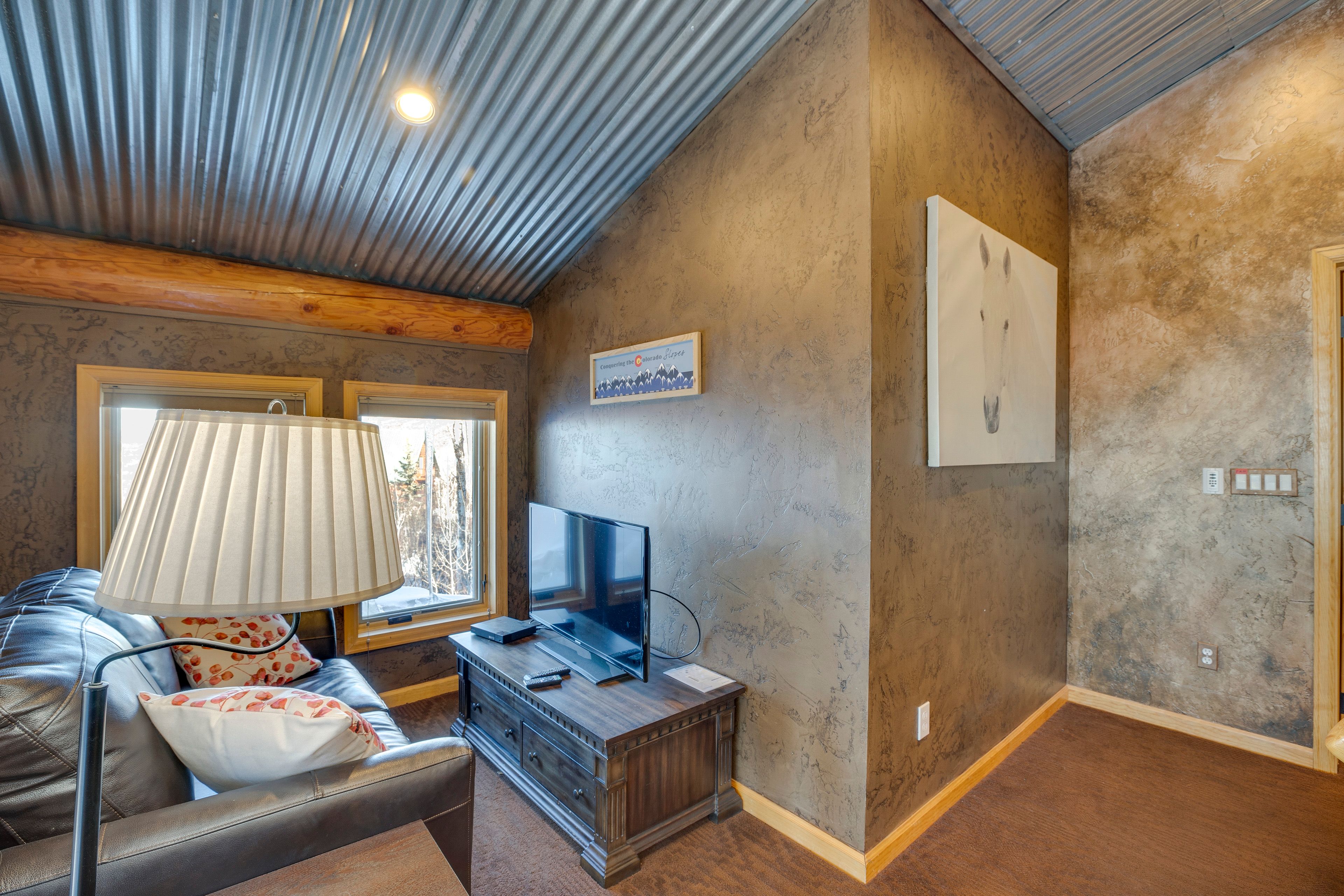 Loft | 2nd Floor
