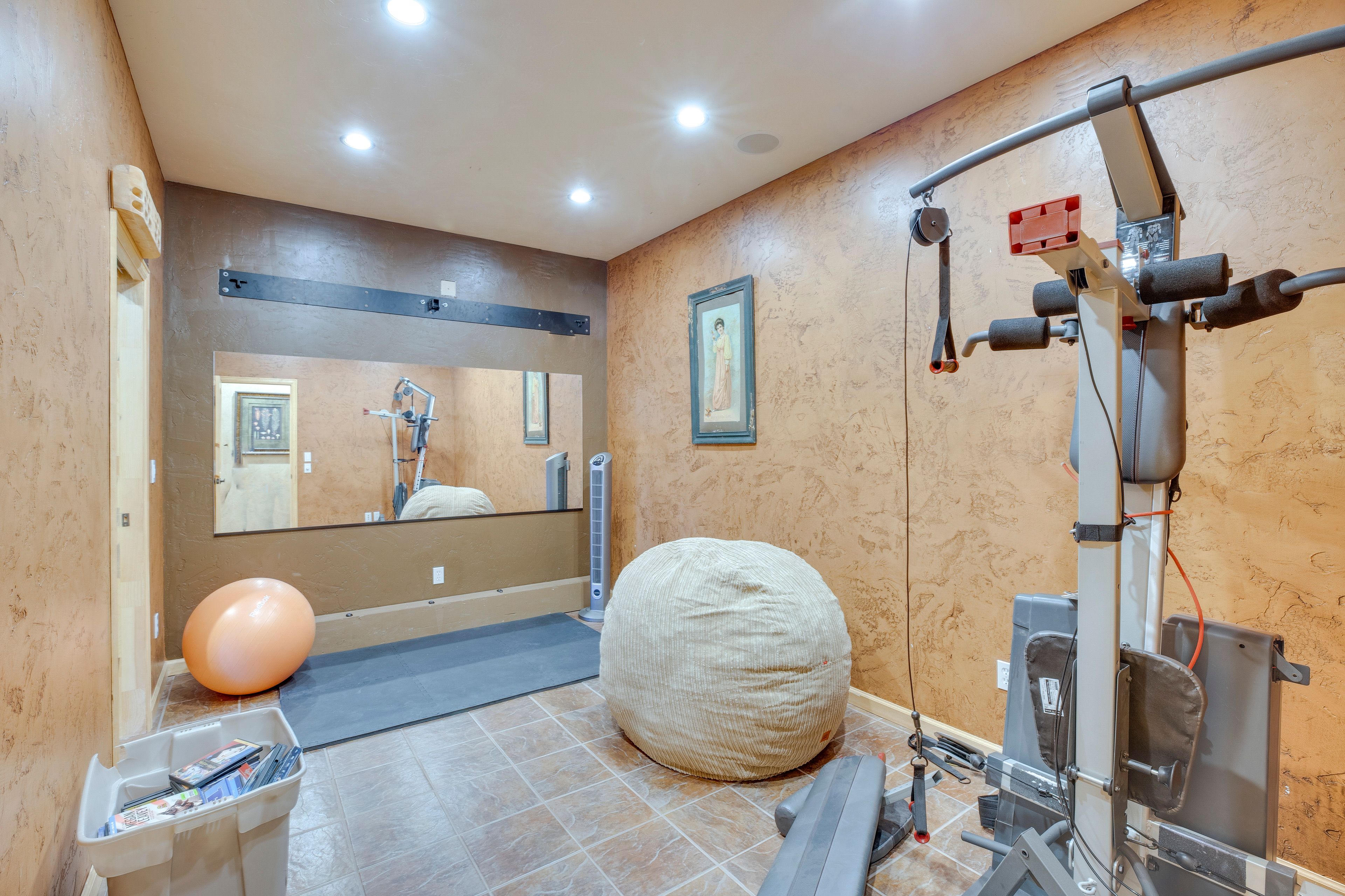 Exercise Room | Lower Level
