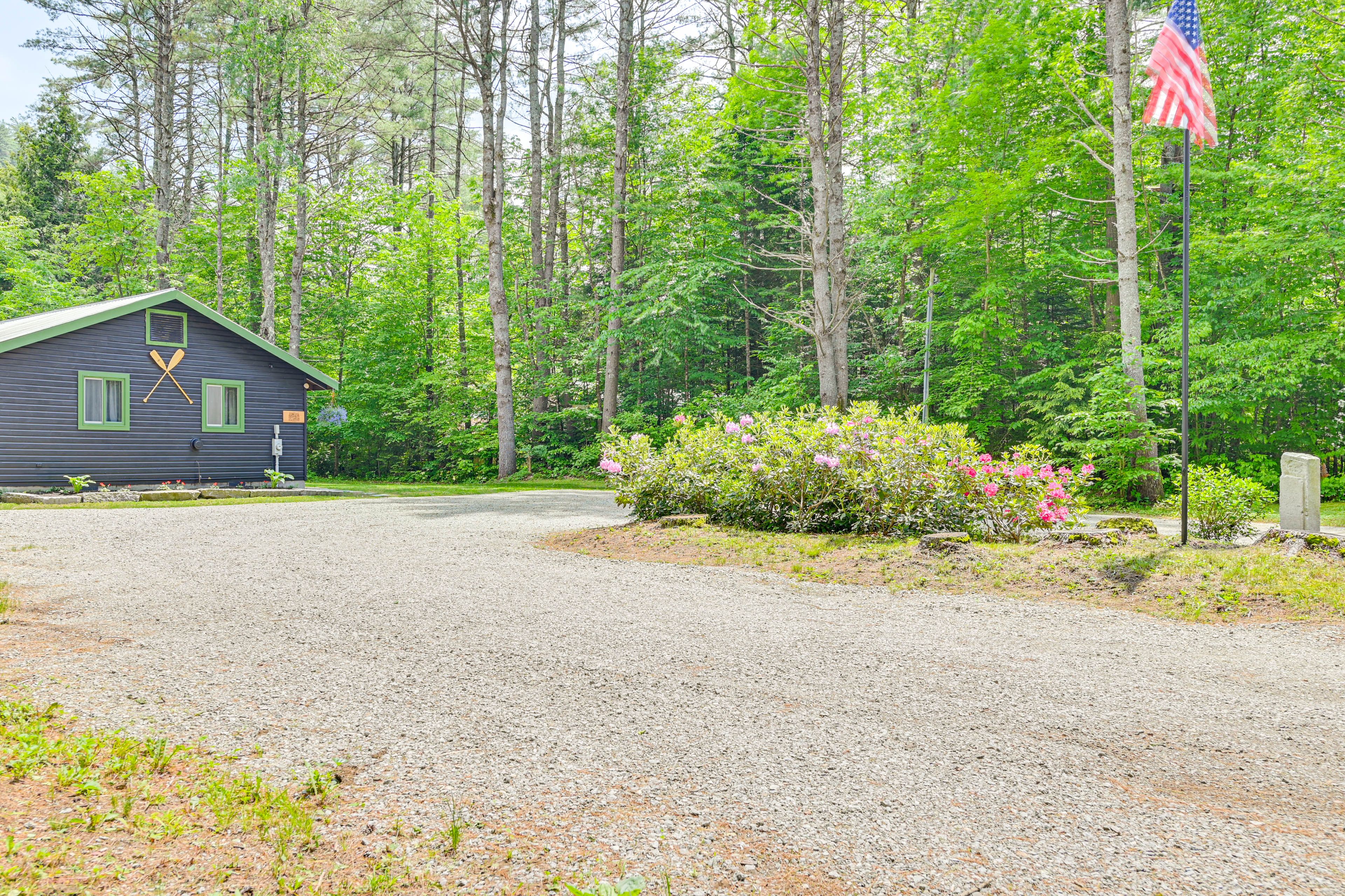 Parking | Driveway (4 Vehicles) | RV Parking Available | EV Charger Provided