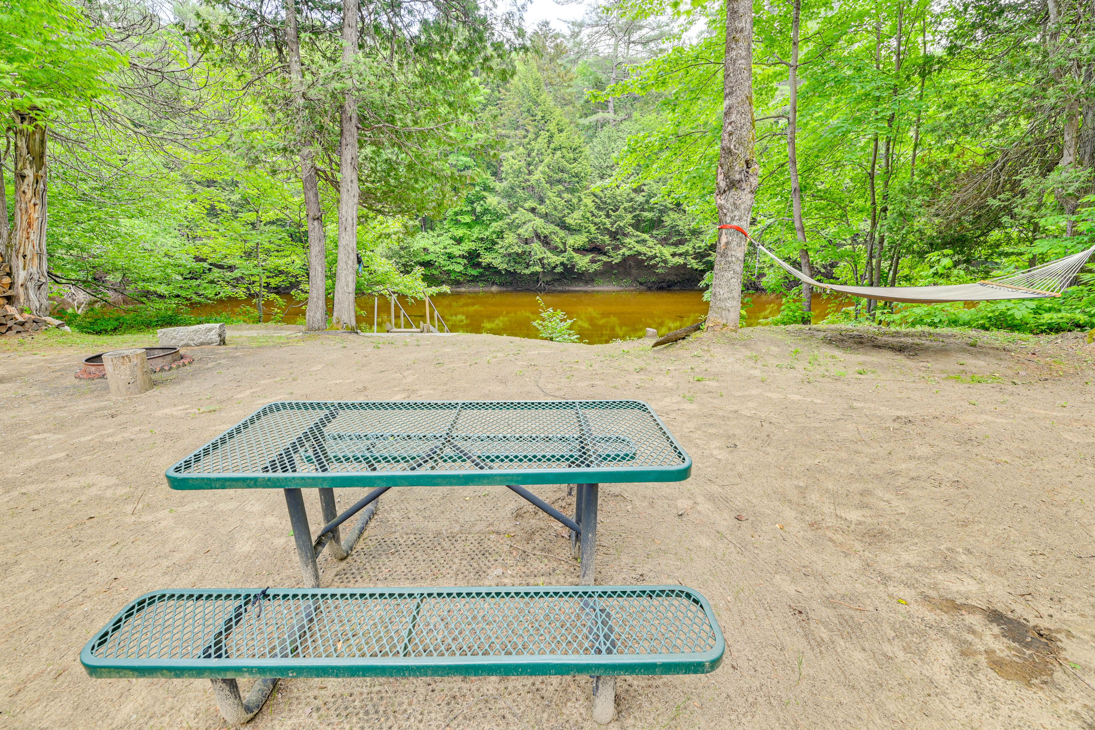 Cabin Exterior | Picnic Table | River Access | Hammock