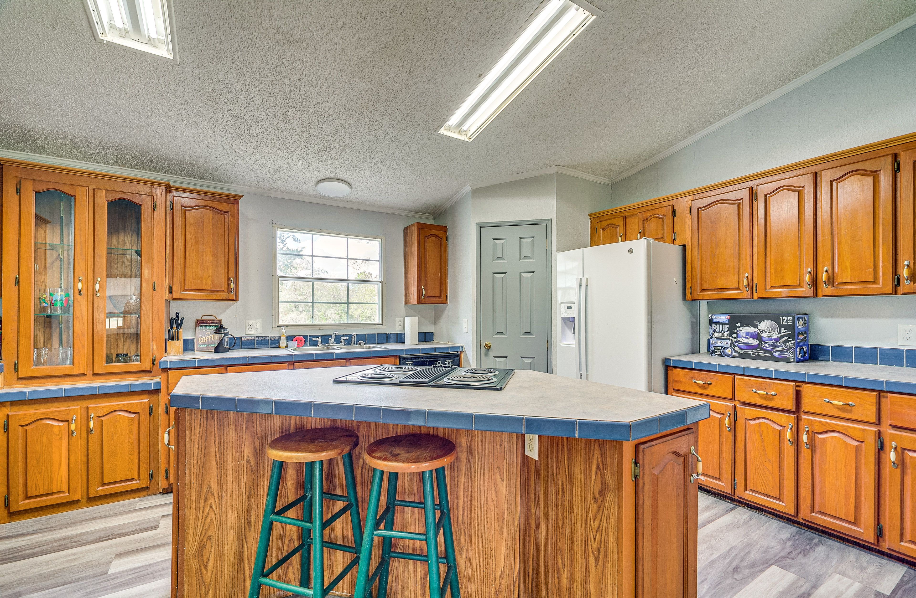 Kitchen | Toaster | Toaster Oven