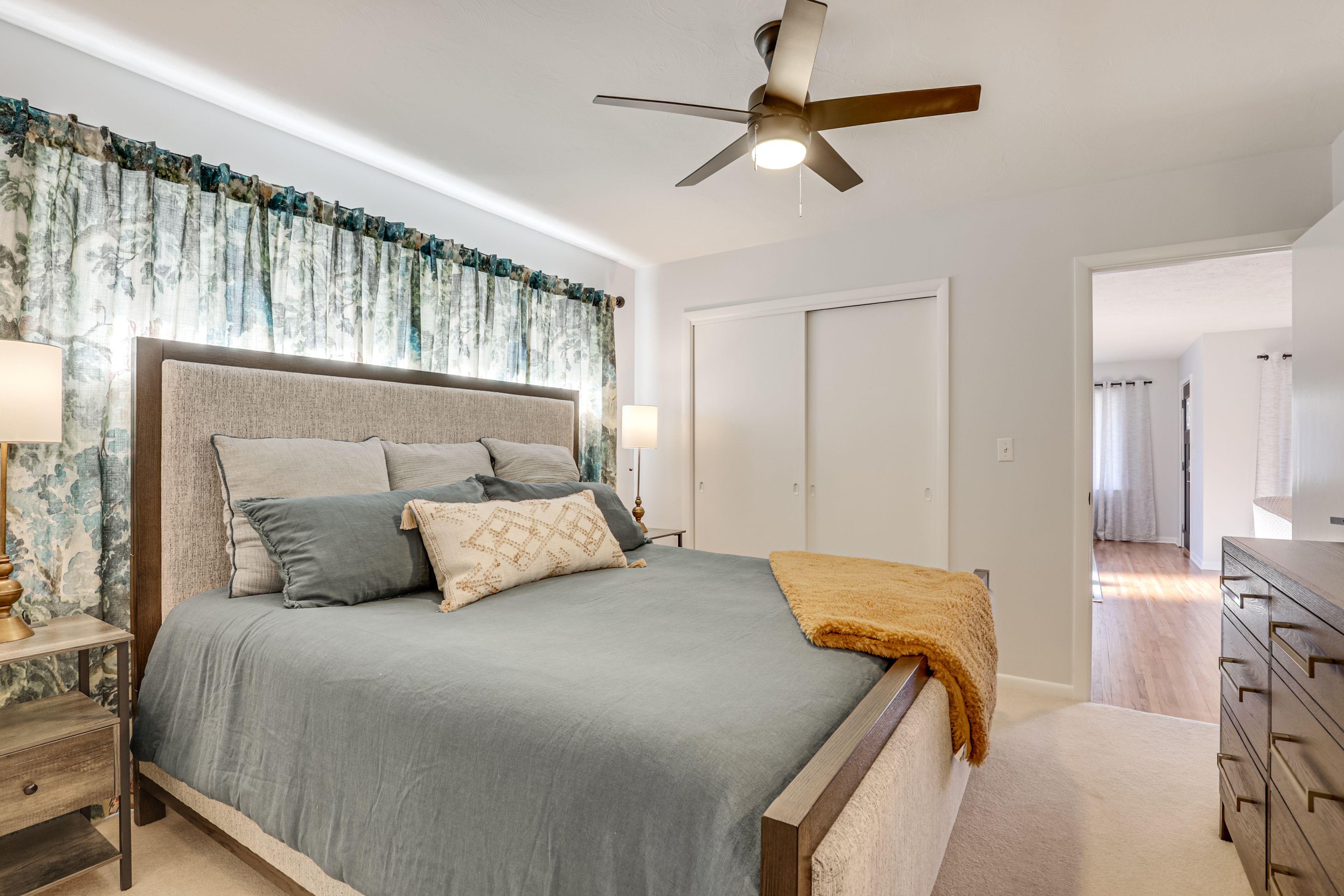Bedroom 1 | King Bed | Linens Provided | 1st Floor