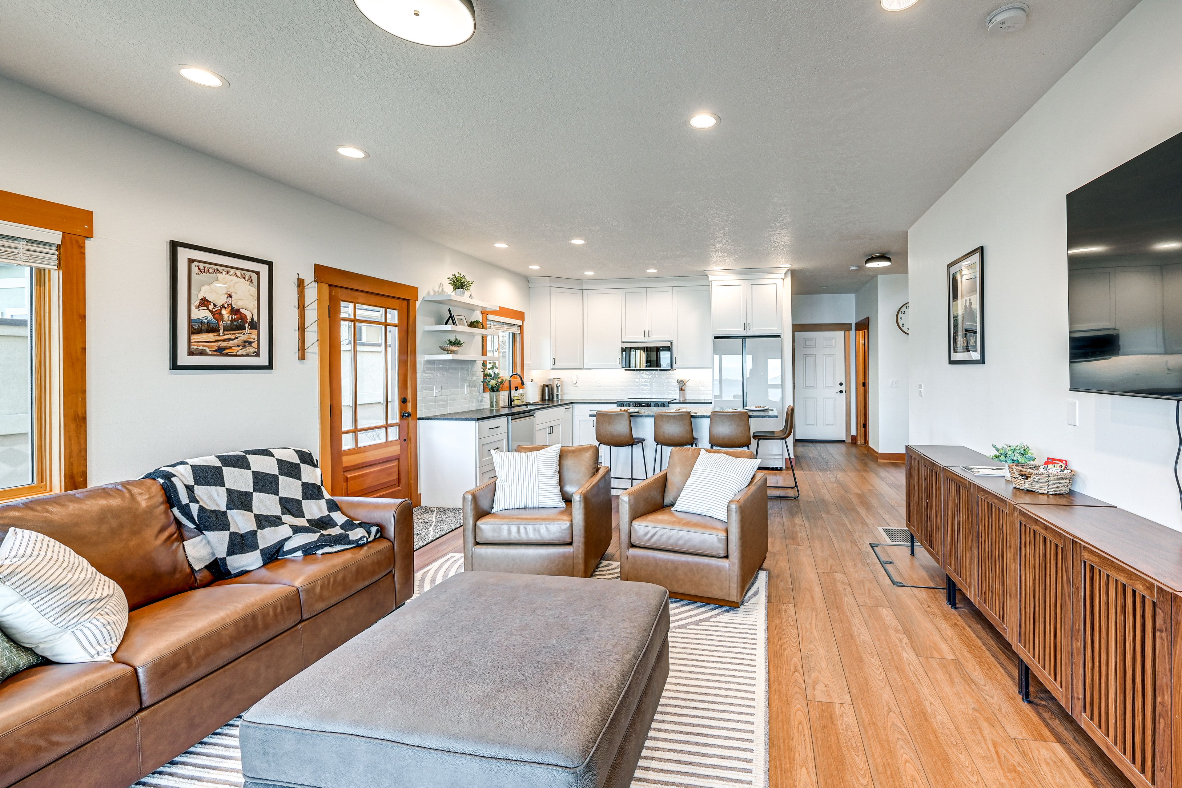 Living Room | 1st Floor