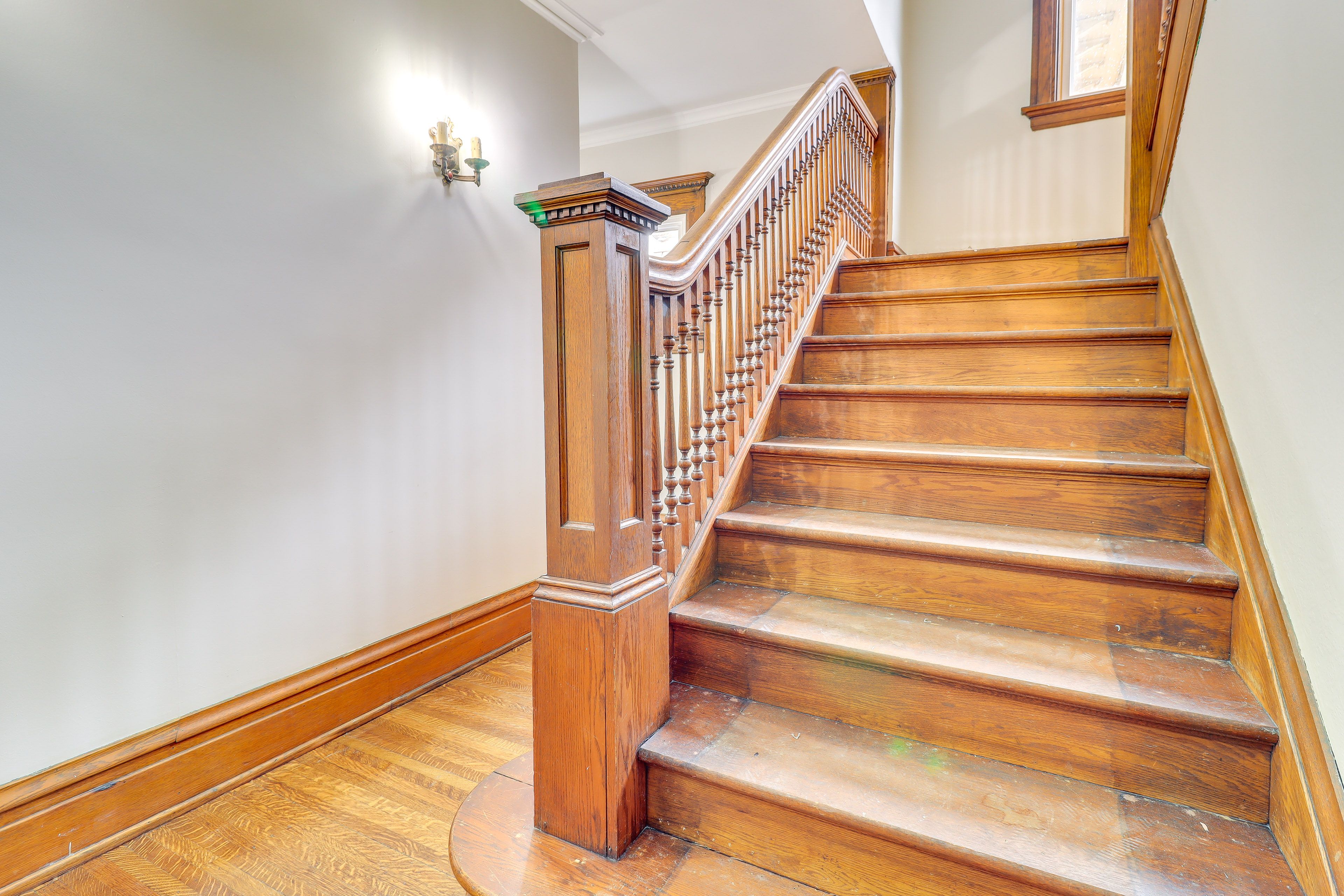 Stairs to Access Unit