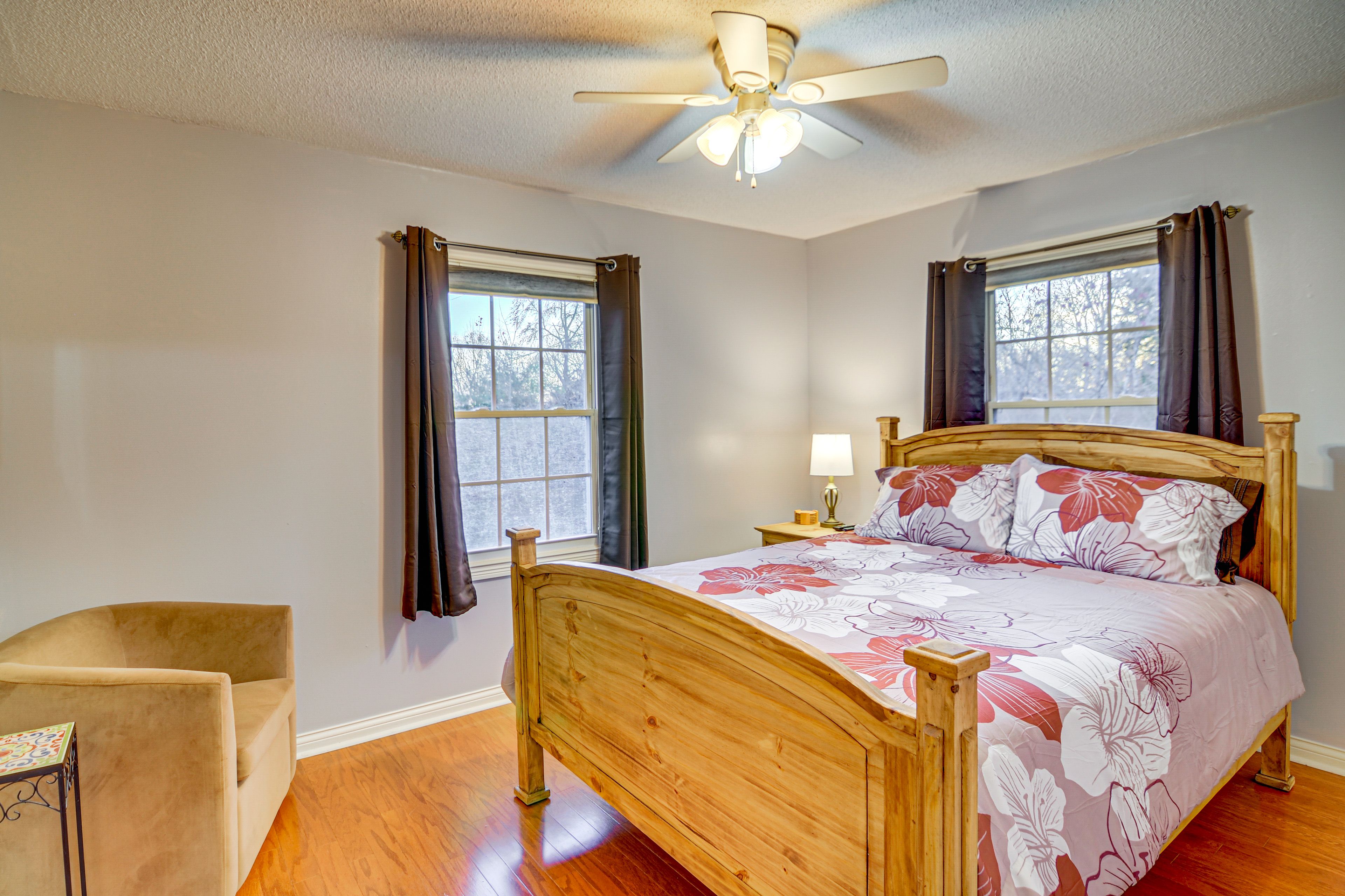 Bedroom 3 | Queen Bed | 1st Floor