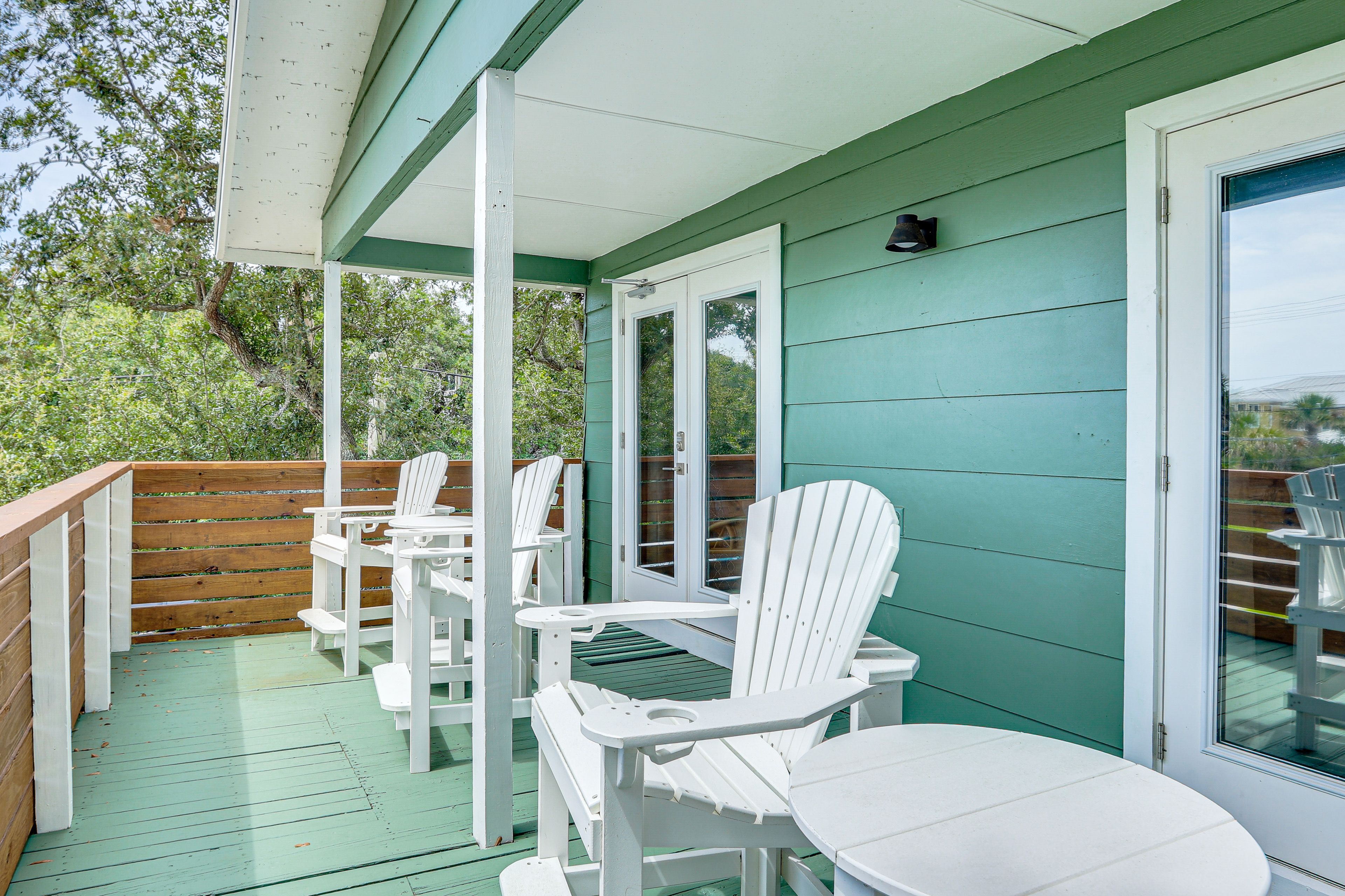Fernandina Beach Vacation Rental | 2BR | 2BA | Steps to Enter | 1,200 Sq Ft