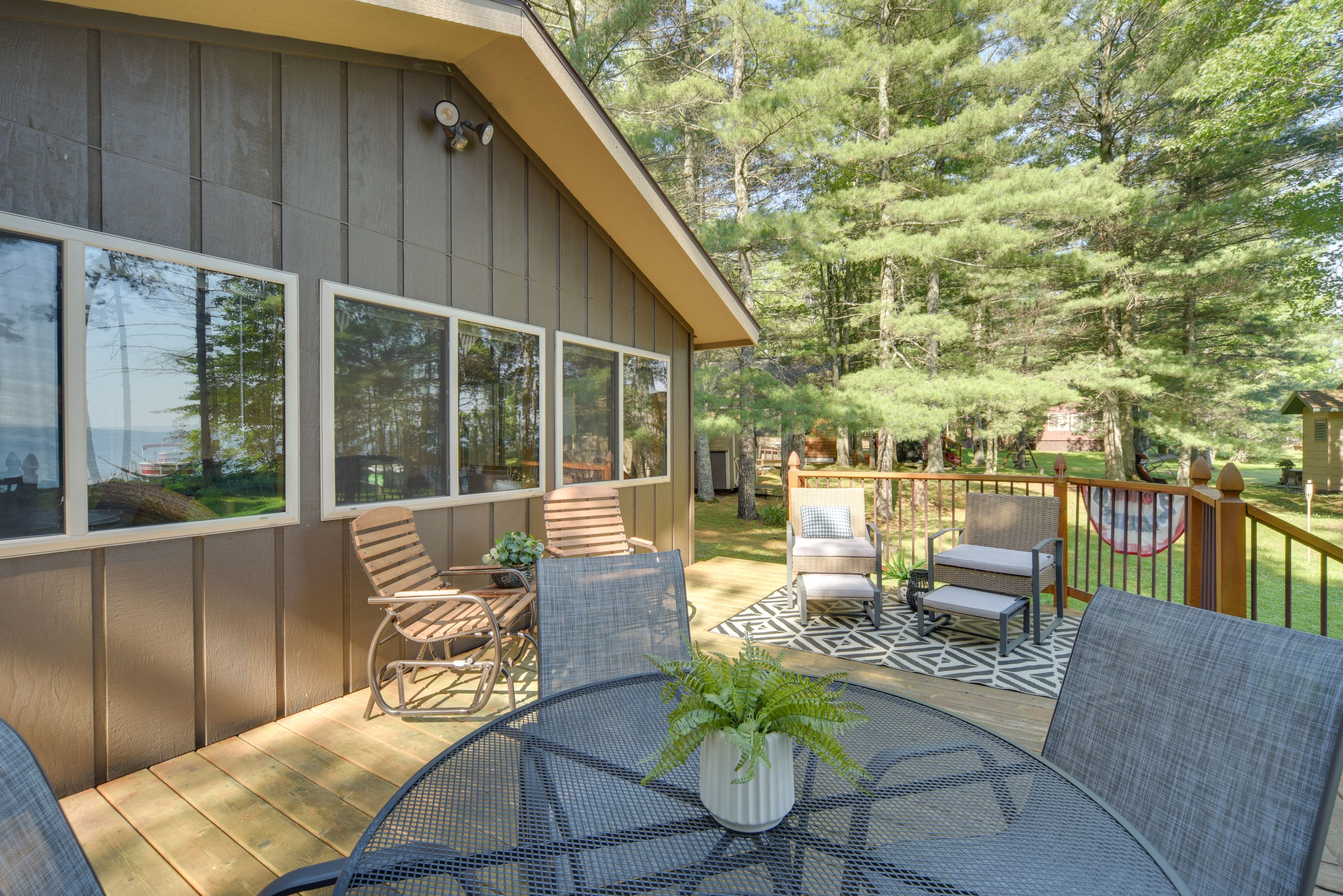 Deck | Lake Views
