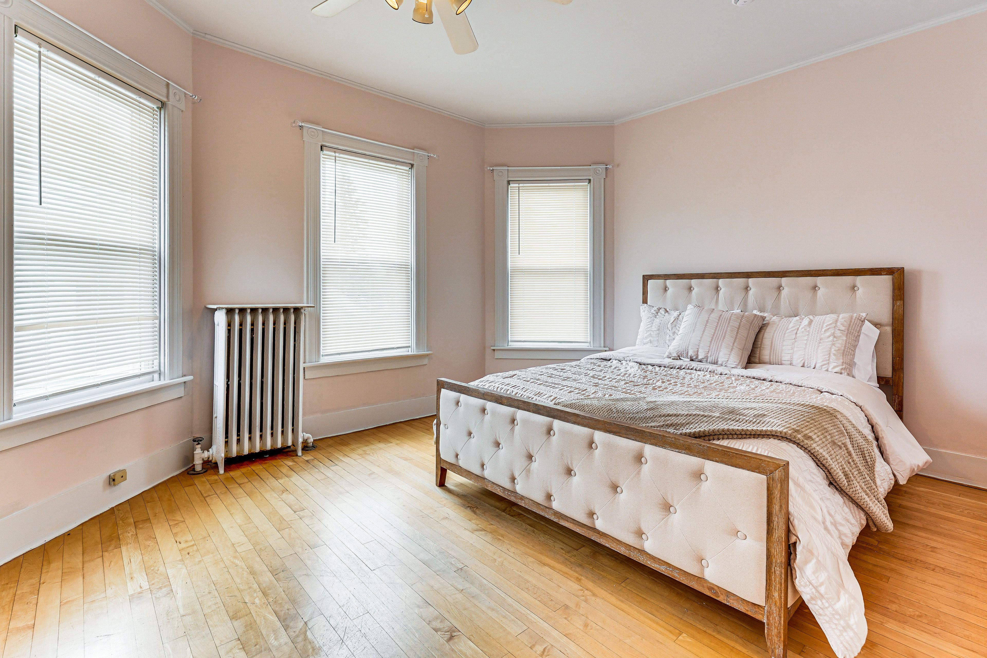 Bedroom 3 | 2nd Floor | Queen Bed