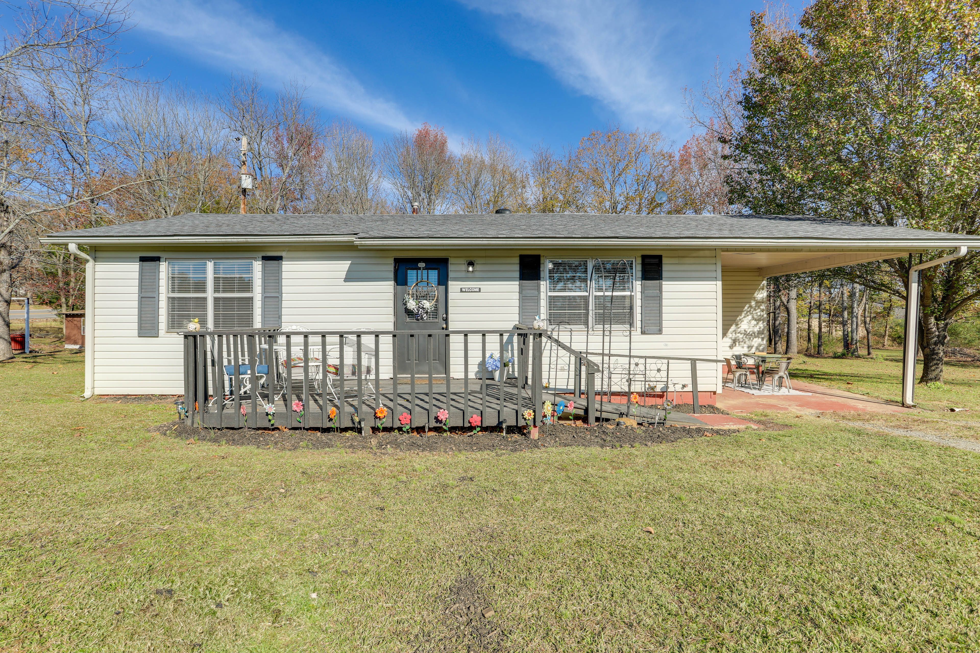 Pangburn Vacation Rental | 2BR | 1BA | Step-Free Entry | 1,100 Sq Ft