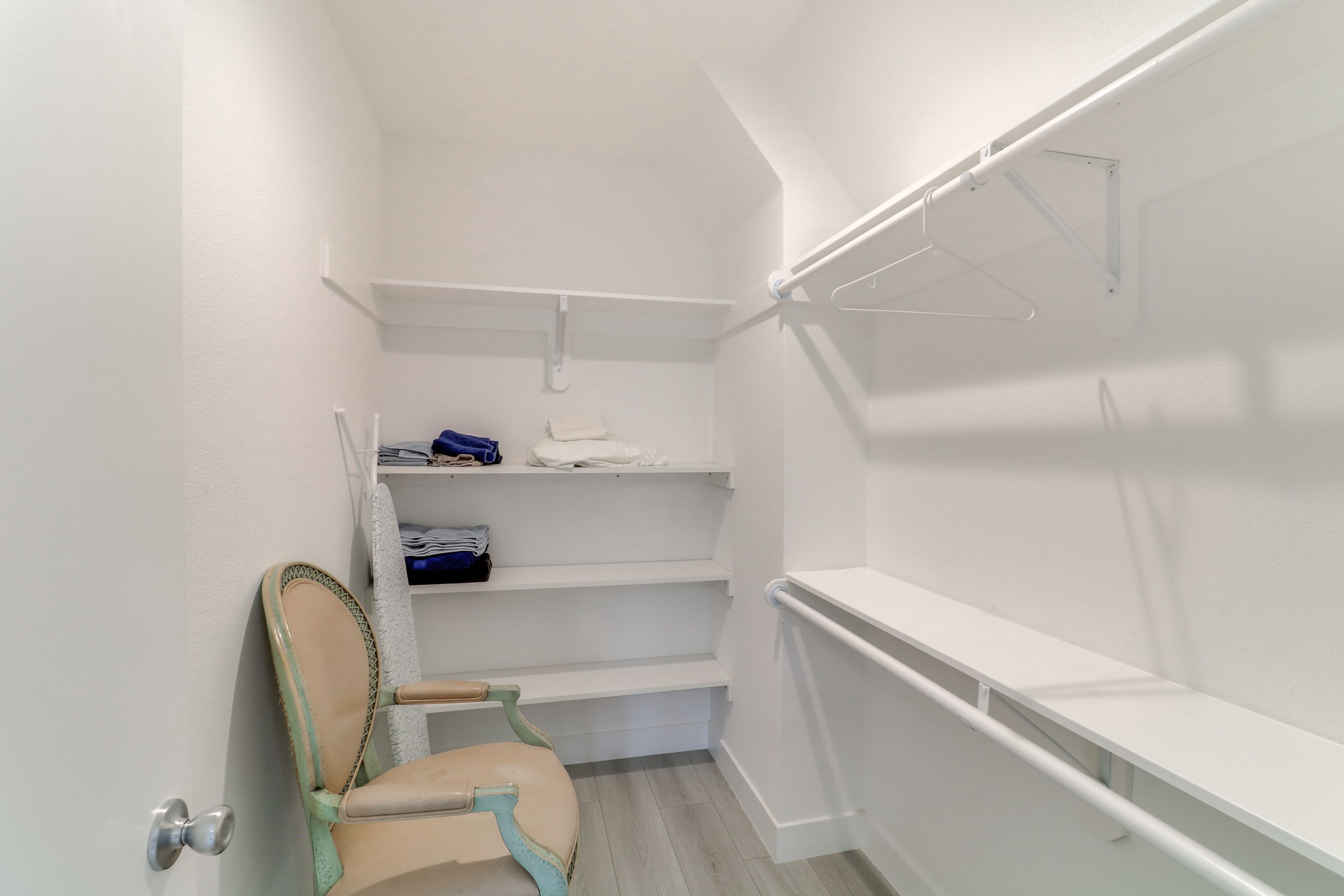 Walk-In Closet | 2nd Floor