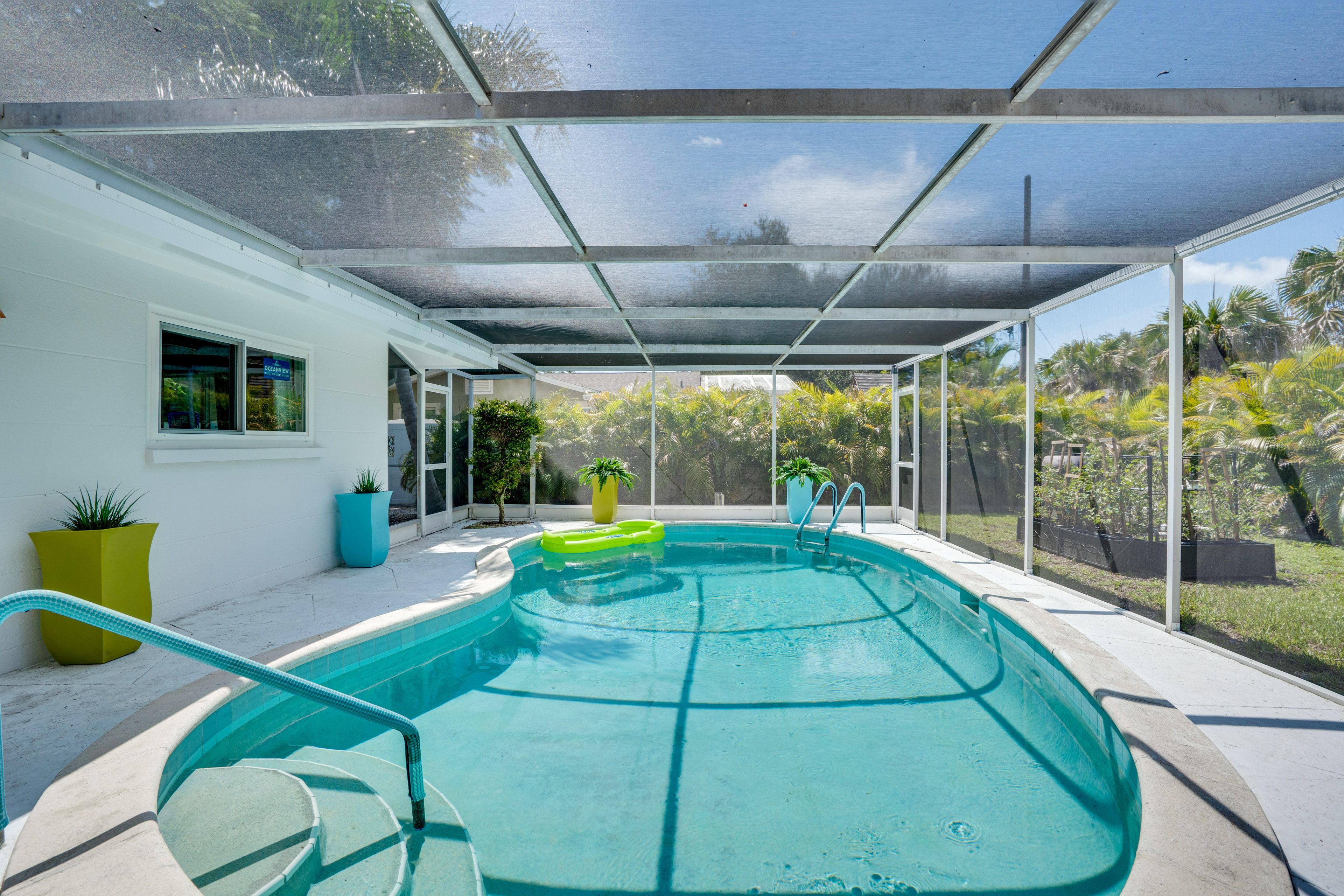 Screened Lanai | Pool (Heated w/ Fee)