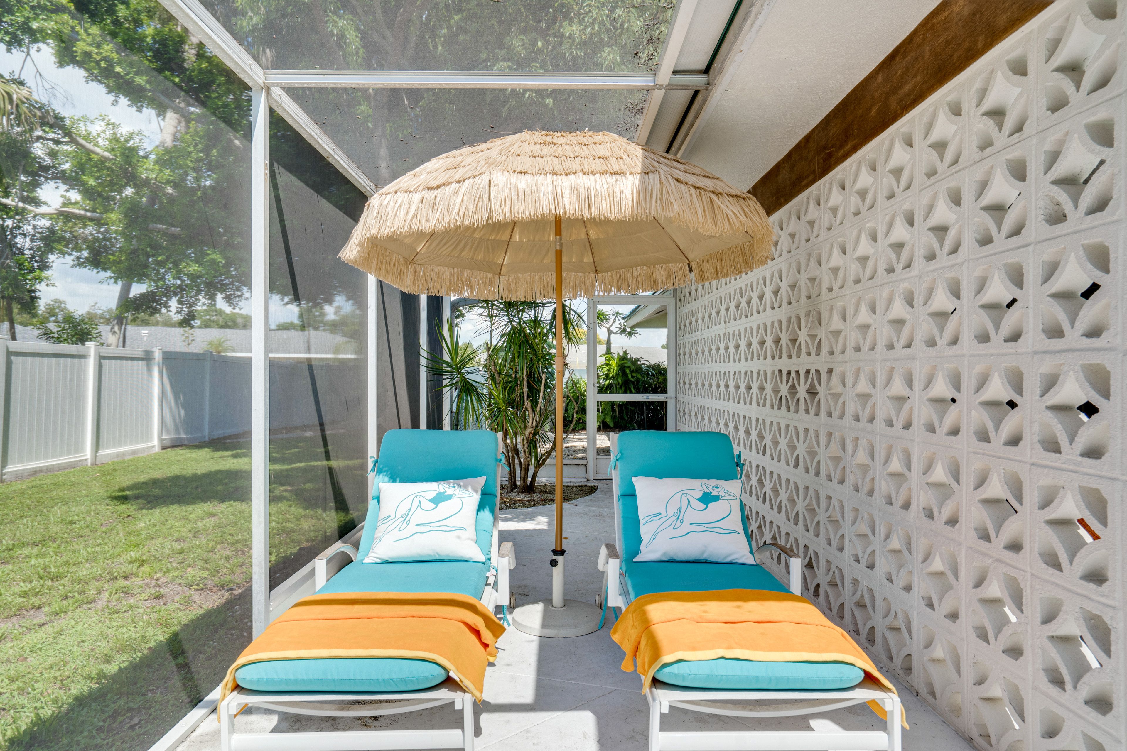 Pool Loungers | Private Yard