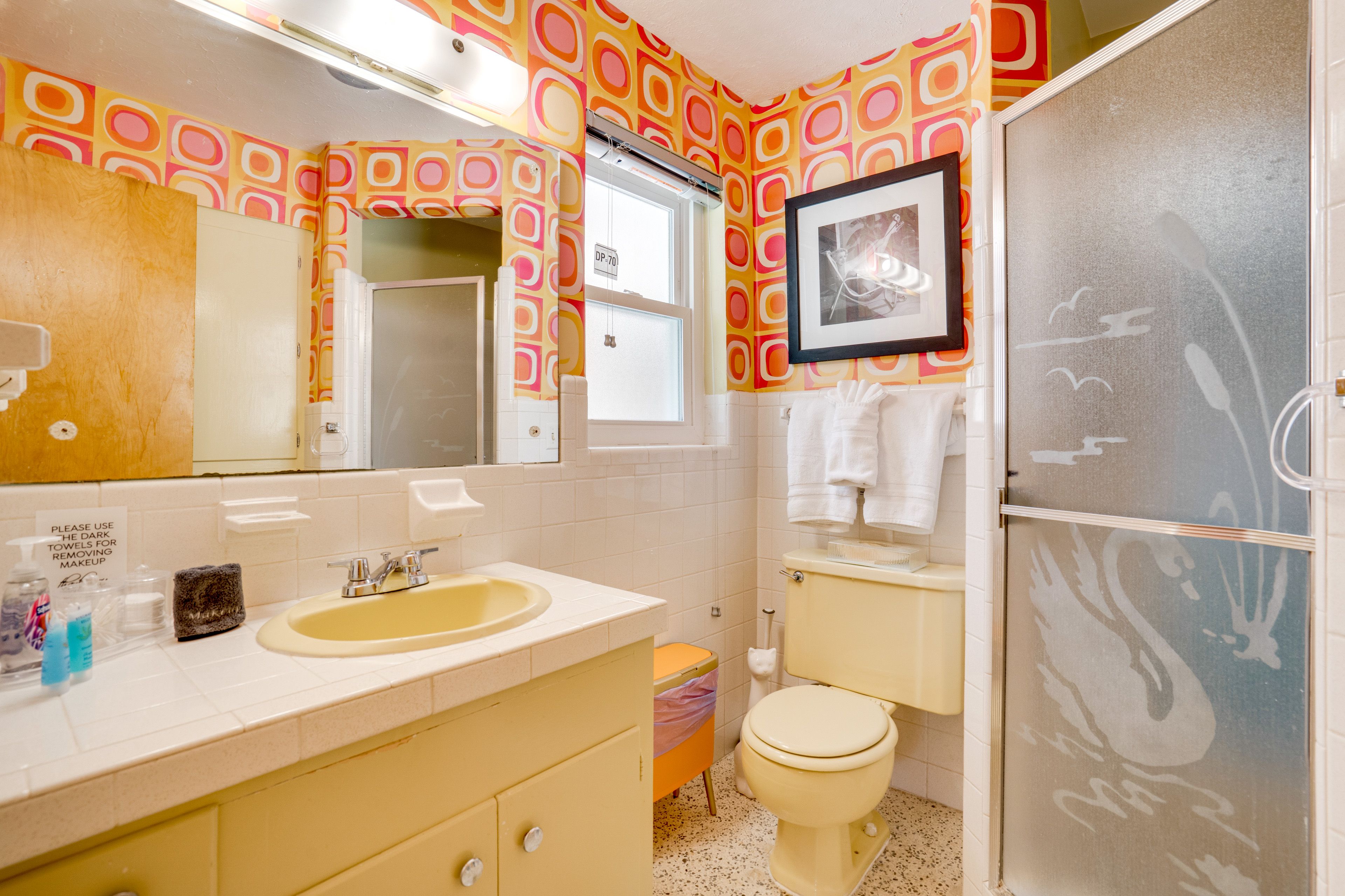 En-Suite Bathroom | Complimentary Toiletries